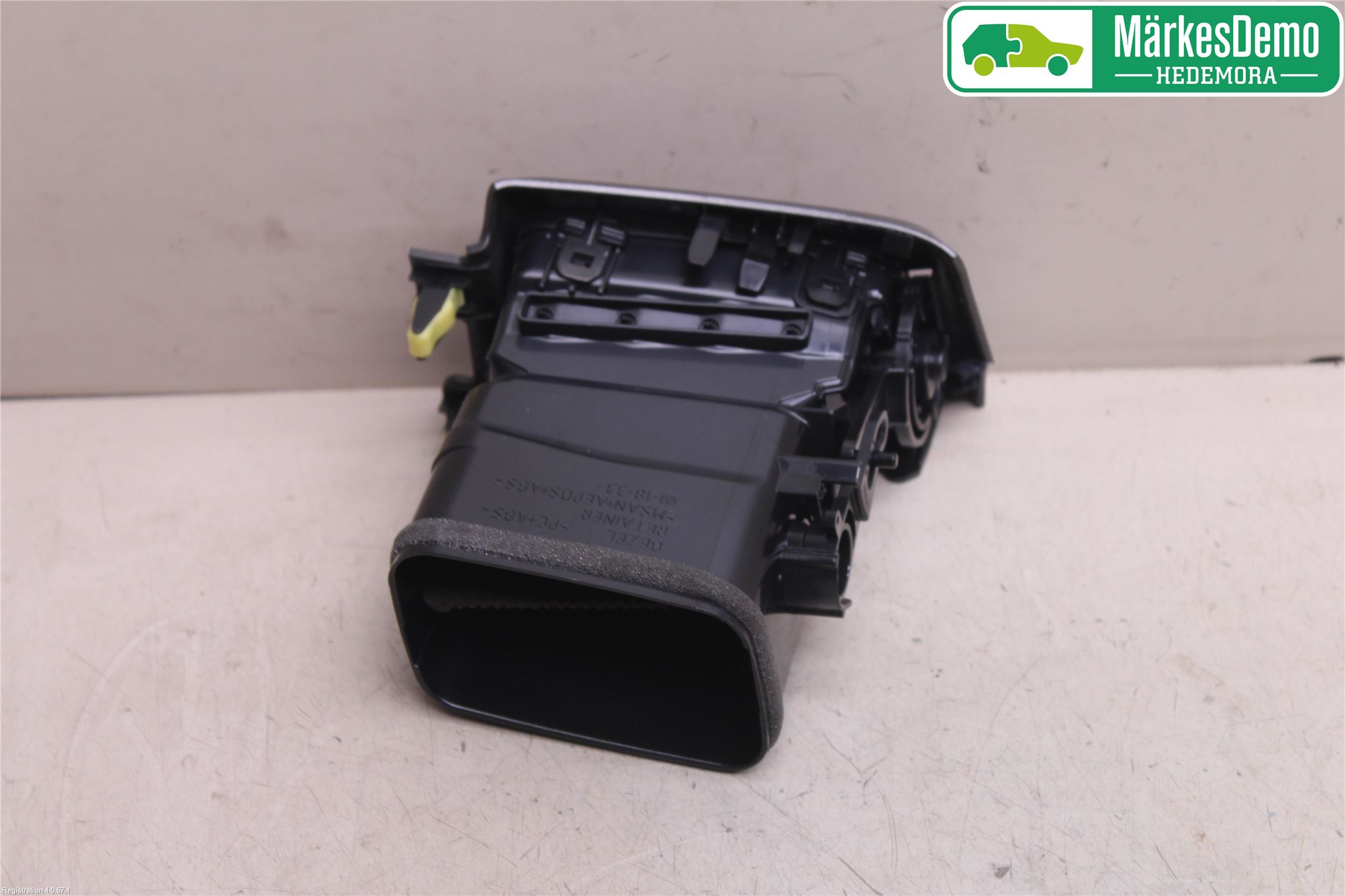 Toyota RAV4 13-18 Dashbord Kanal - Dyse