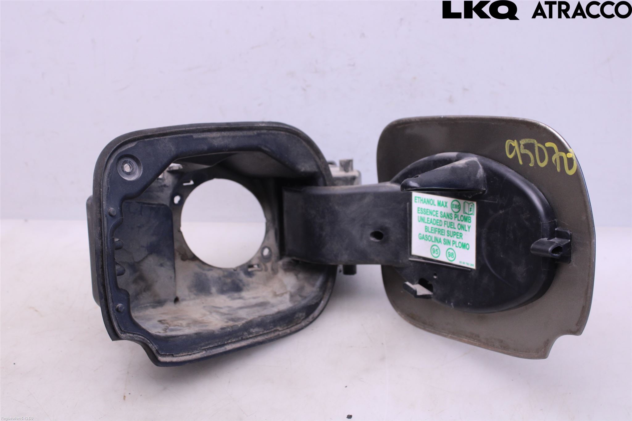 Renault CLIO III  09-12 Drivstoff Tankluke