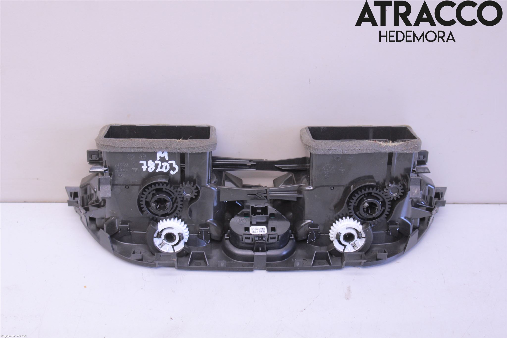 Opel CORSA E 15-19 Dashbord Kanal - Dyse