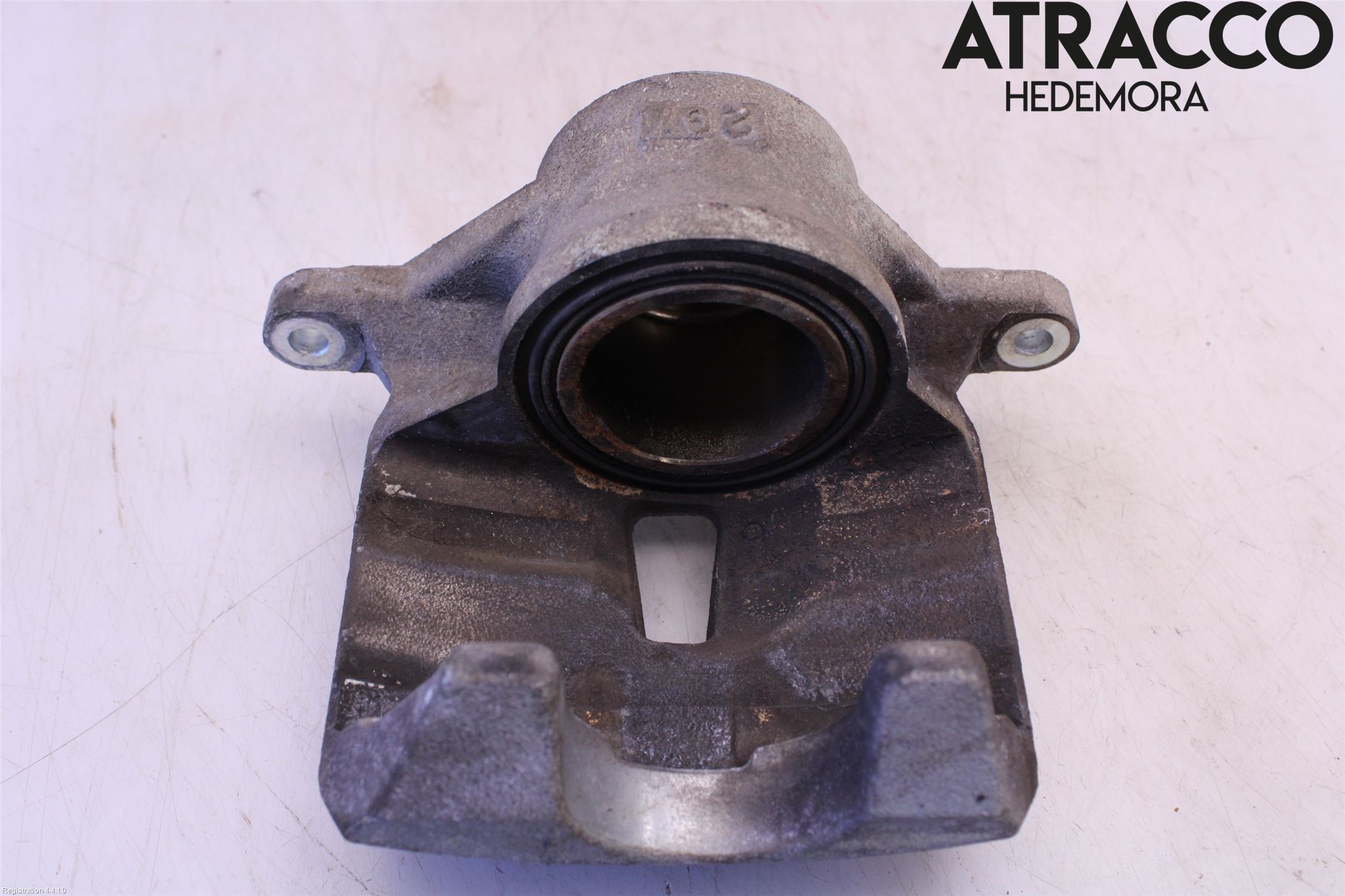 Toyota COROLLA CROSS XG10 22- Bremsecaliper Foran Venstre