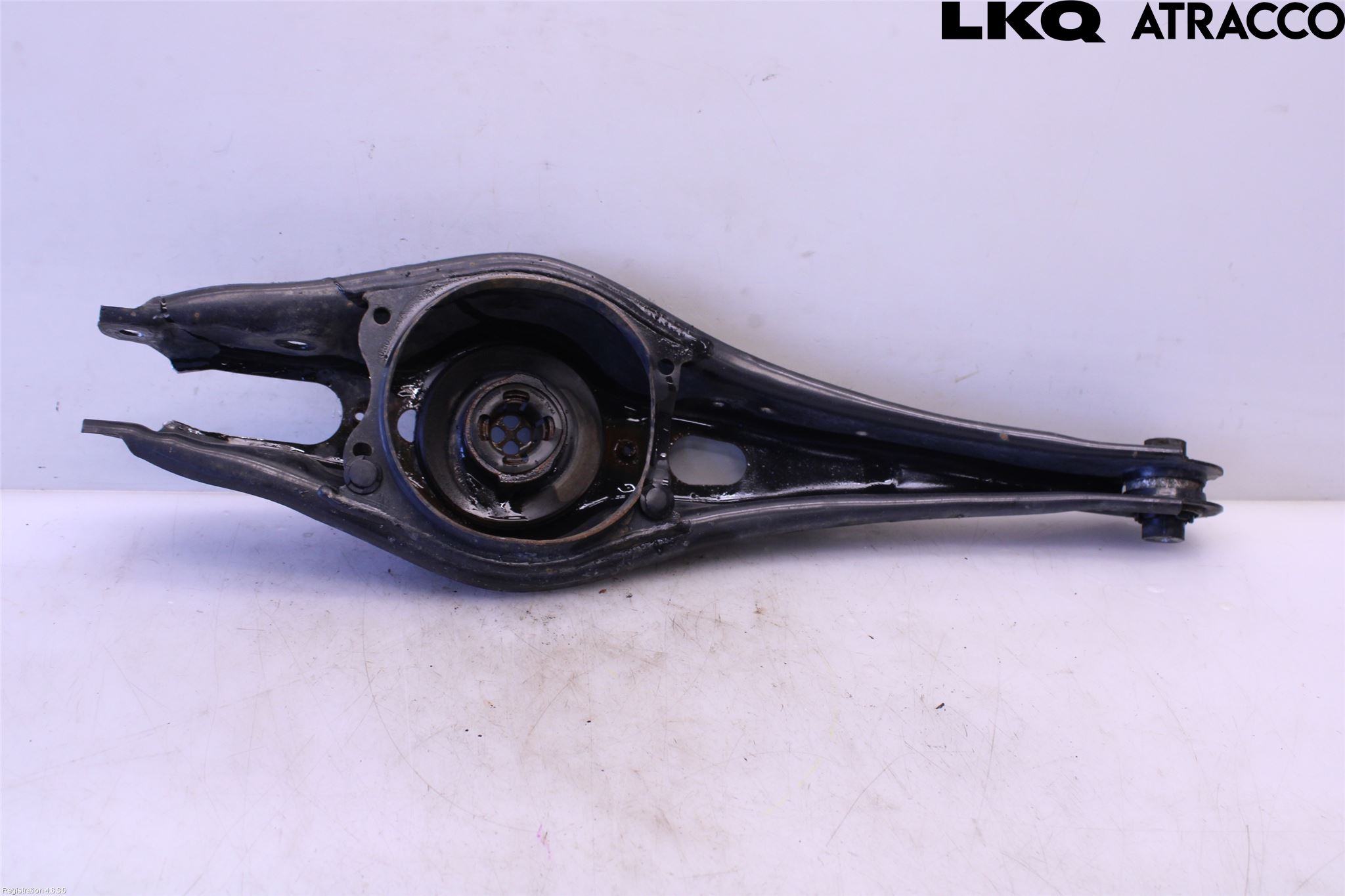 Volkswagen VW TOURAN 16- Bærearm Bak Høyre