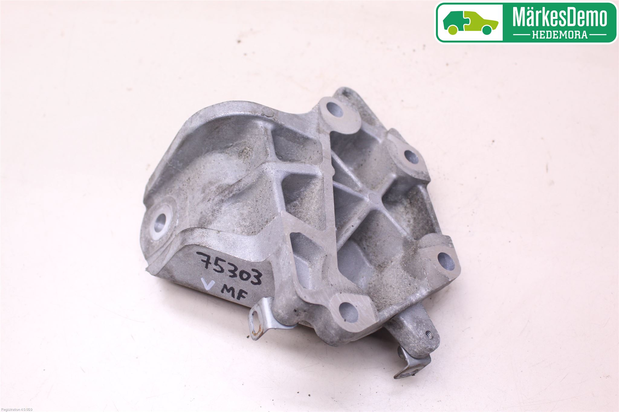 Lexus IS 220d/250/350 06-13 Motor Feste Stål-Alu
