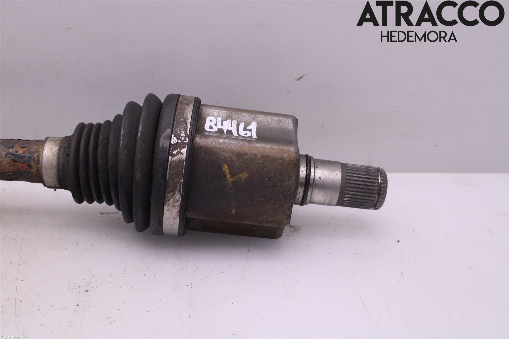 Volkswagen VW PASSAT 15-19 Drivaksel Foran Kompl Venstre