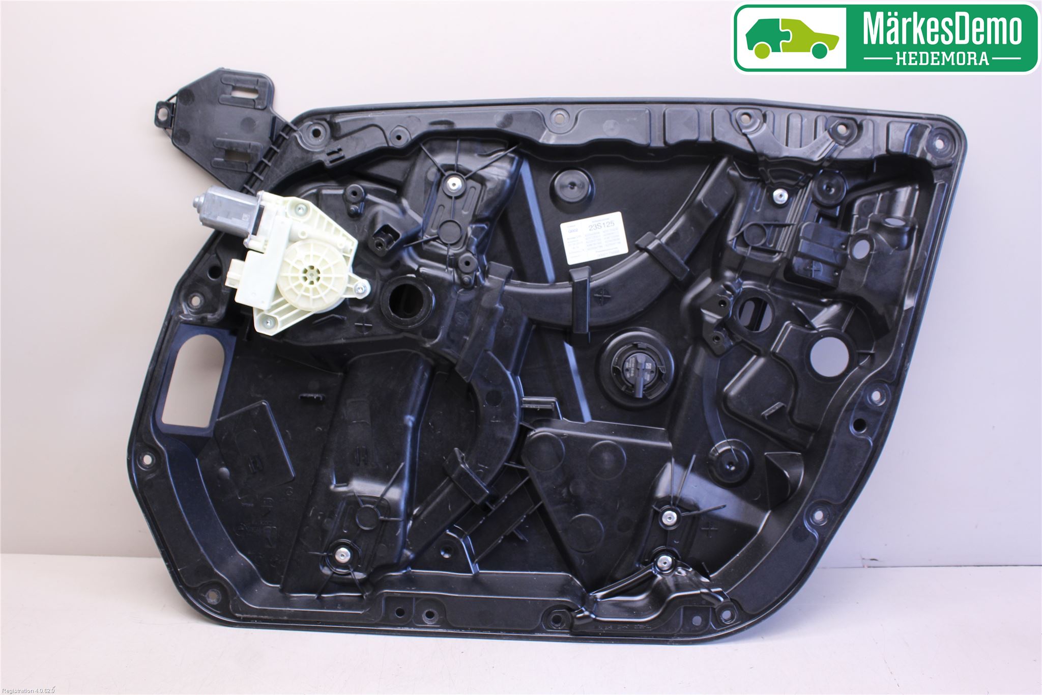 Mercedes-Benz MB C-KLASS (W205) 14-21 Vindusheis El Komp