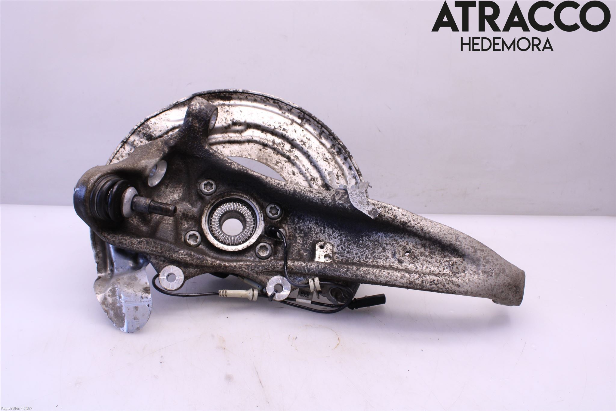 BMW 5 G30/G31/F90 17-23 Spindel Hf