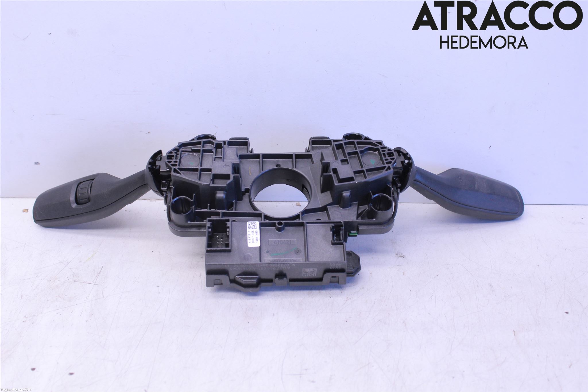 BMW 5 G30/G31/F90 17-23 Bryter Ratt Kombi H Og V
