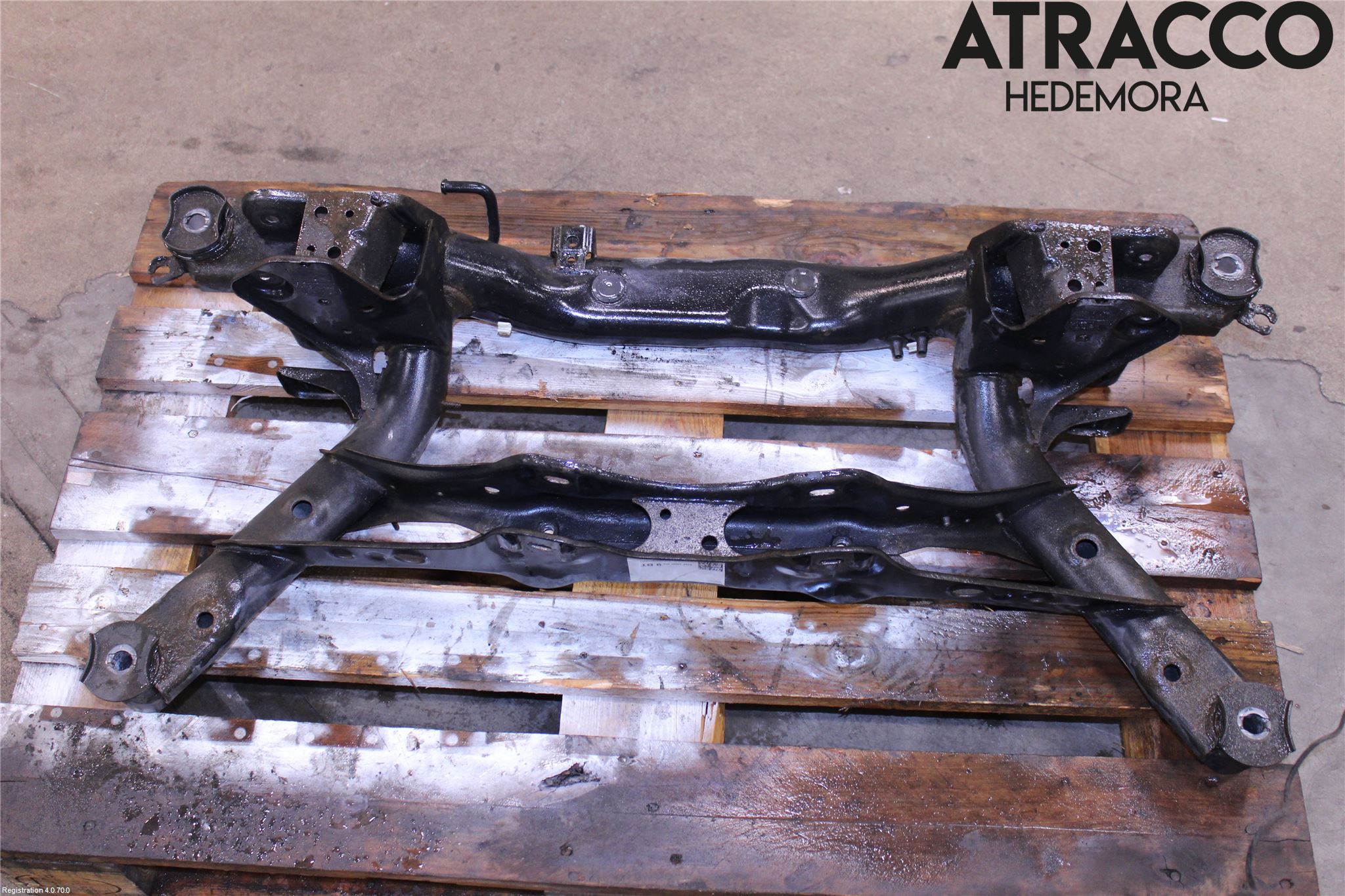 Volkswagen VW TIGUAN 16-24 Bakaksel Feste Travers-Ramme