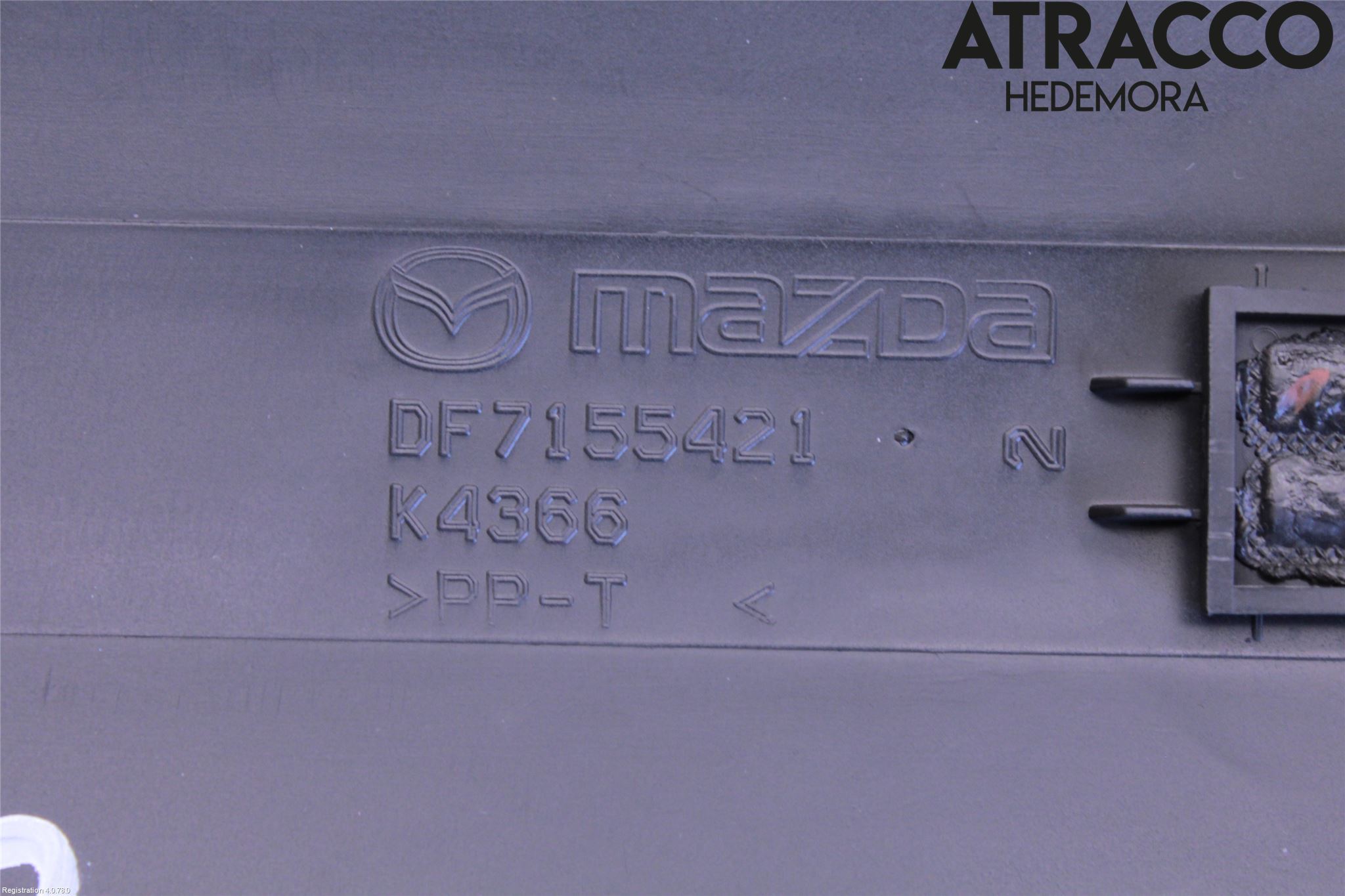 Mazda 2 (DE) 08-15 Instrument Ramme