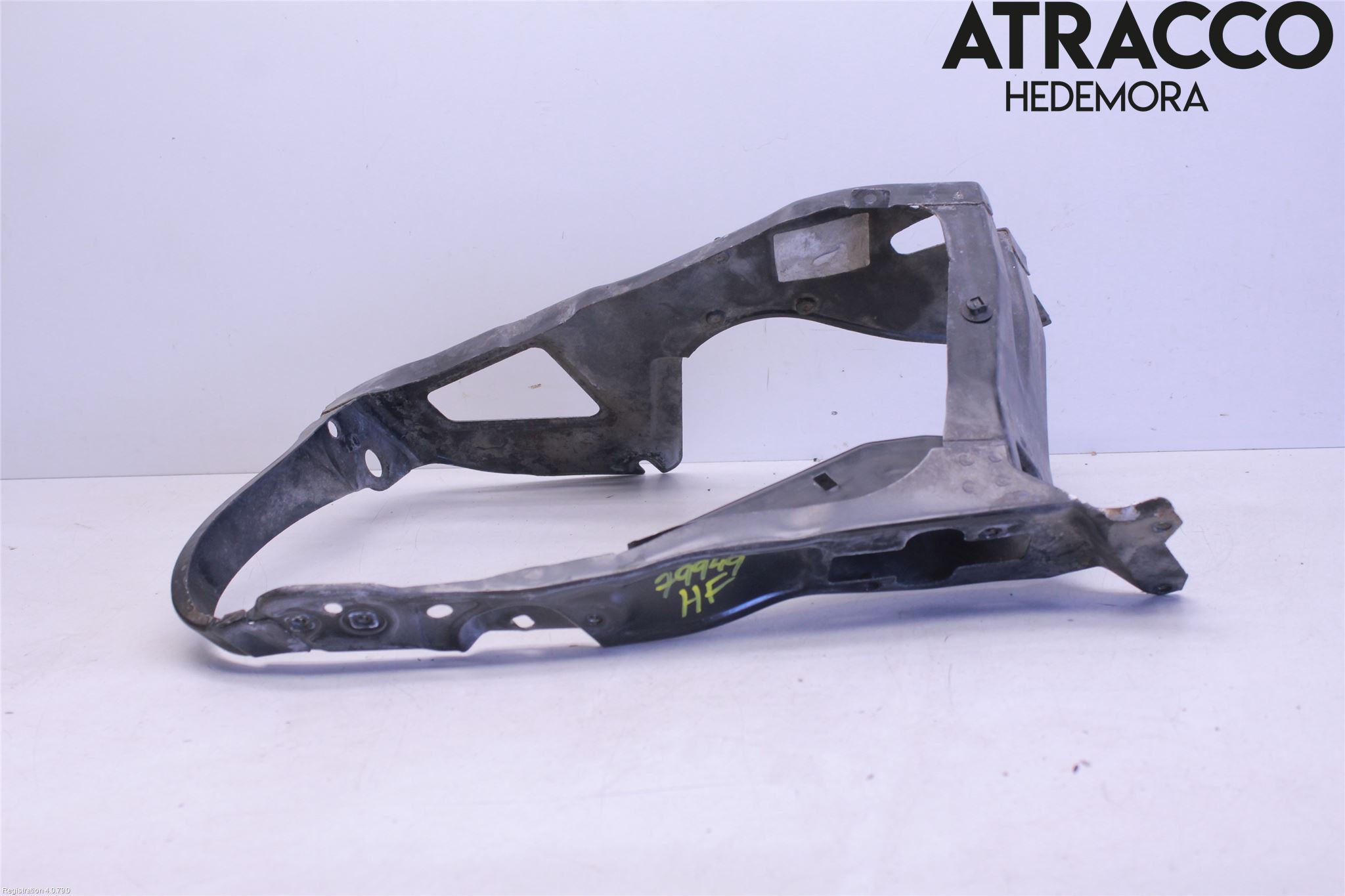 Mercedes-Benz MB S-KLASS (W220)  99-05 Frontlykt Holder-Feste