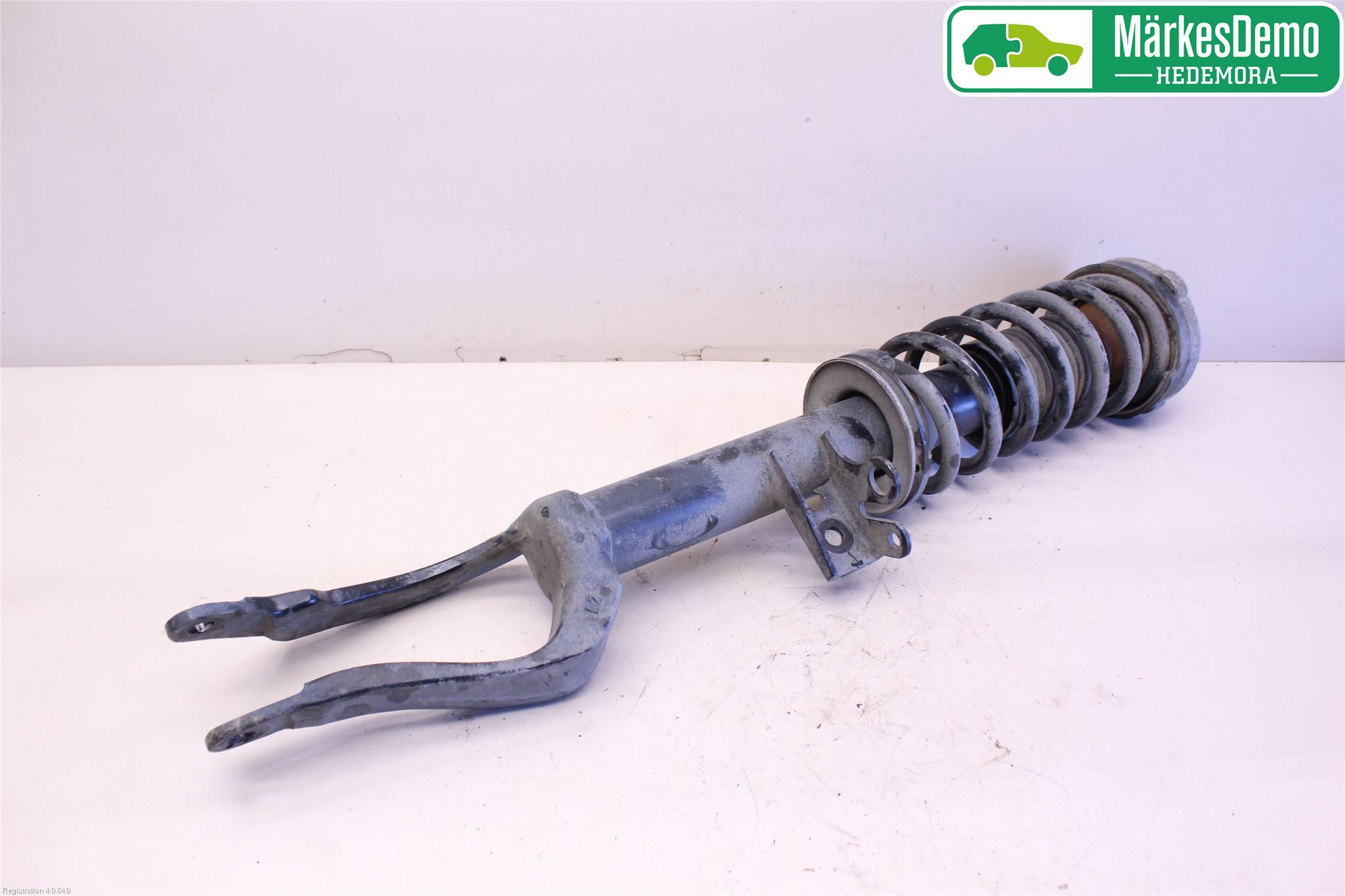 BMW 5 F10/F11/F18 09-17 Fjærbein Foran Høyre