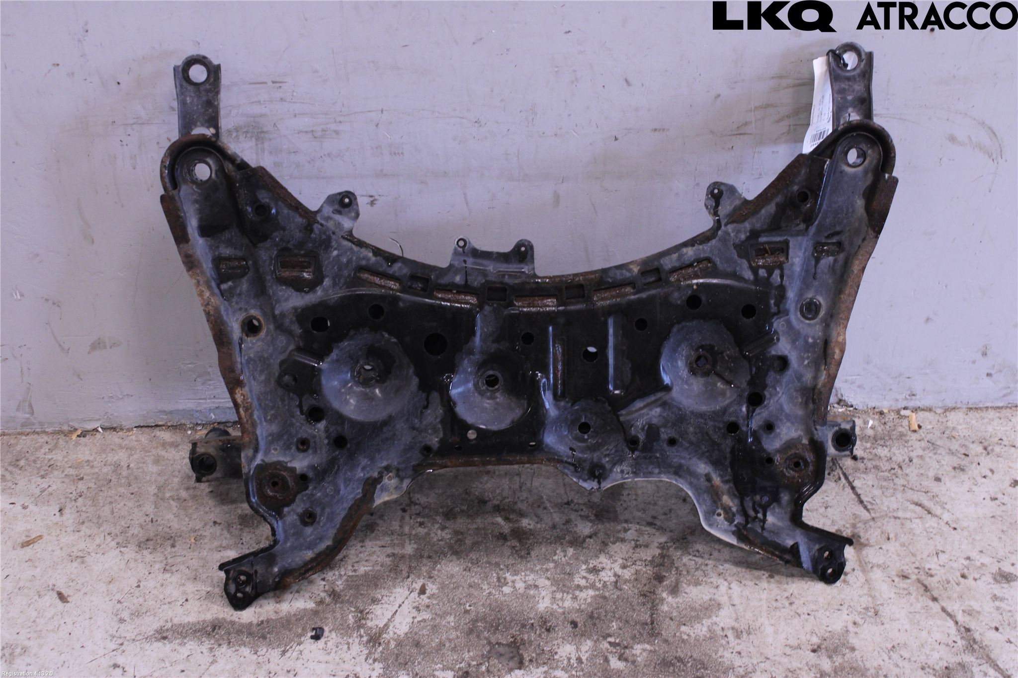 Toyota C-HR 16-23 Forstillingsbjelke(Tvergående)