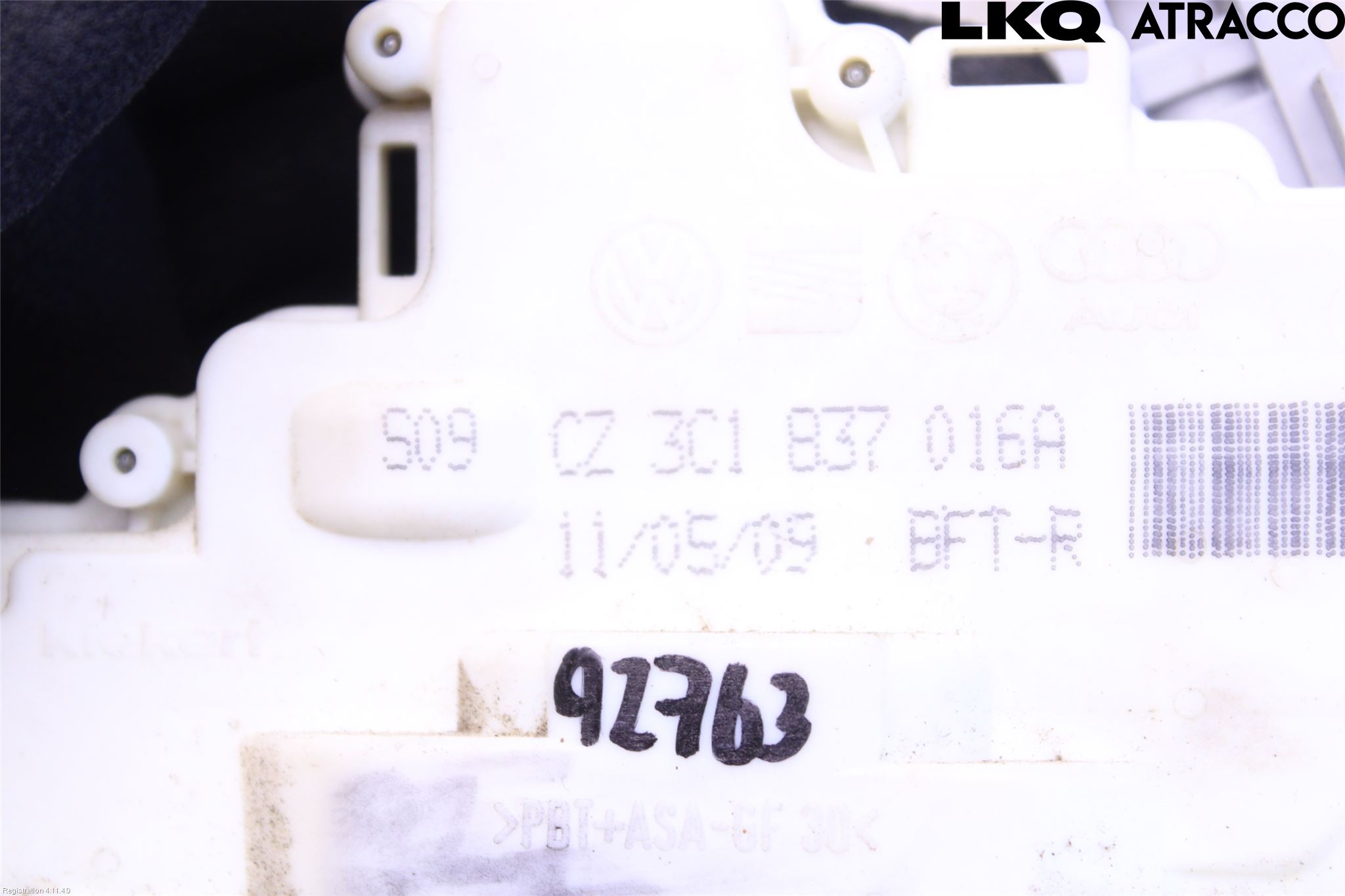 Volkswagen VW PASSAT 05-11 Dørlås - Låsekasse
