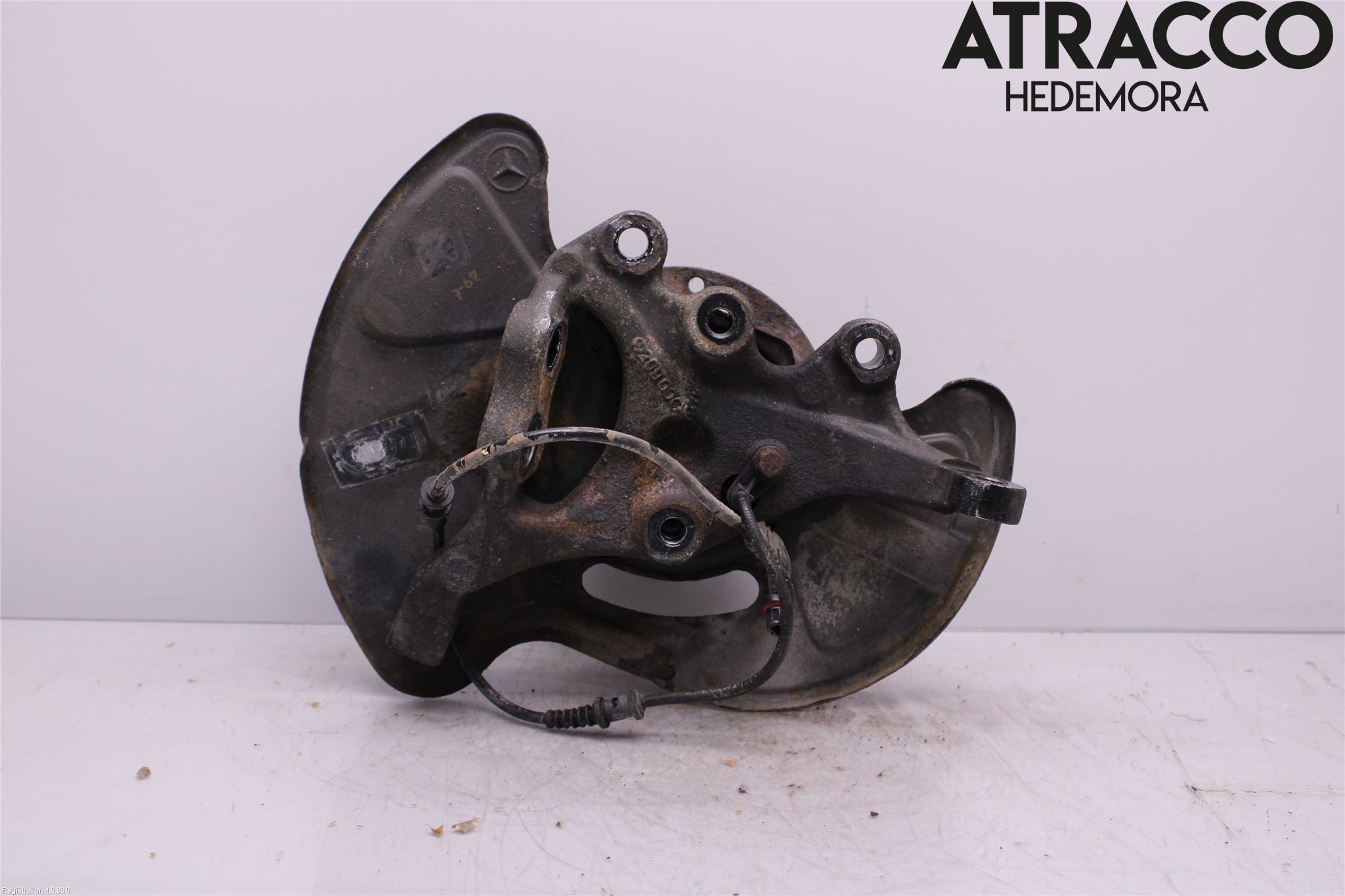 Mercedes-Benz MB C (203) 00-07 Spindel Vf