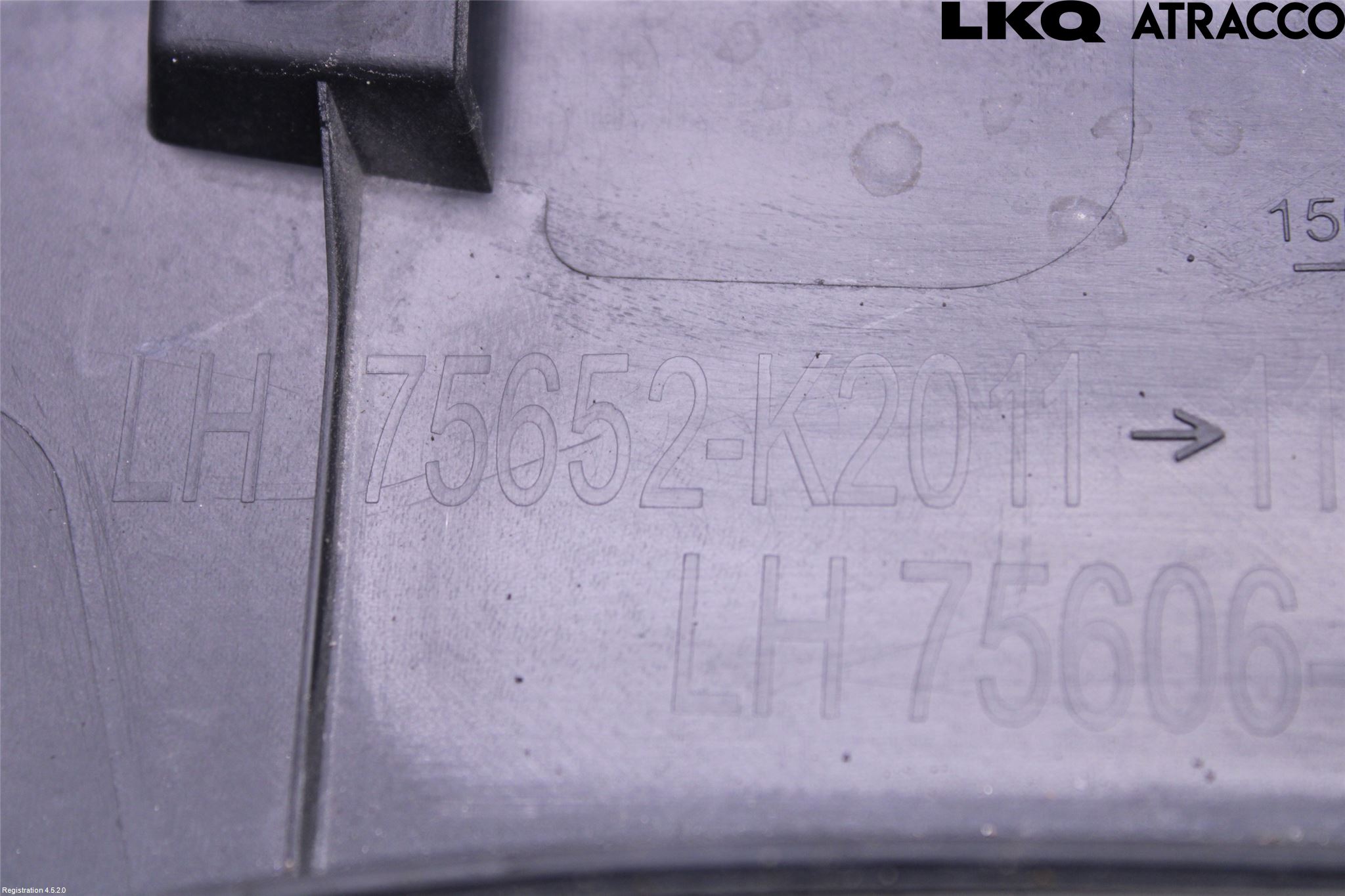 Toyota YARIS CROSS XP21 21- Skjerm Bredder