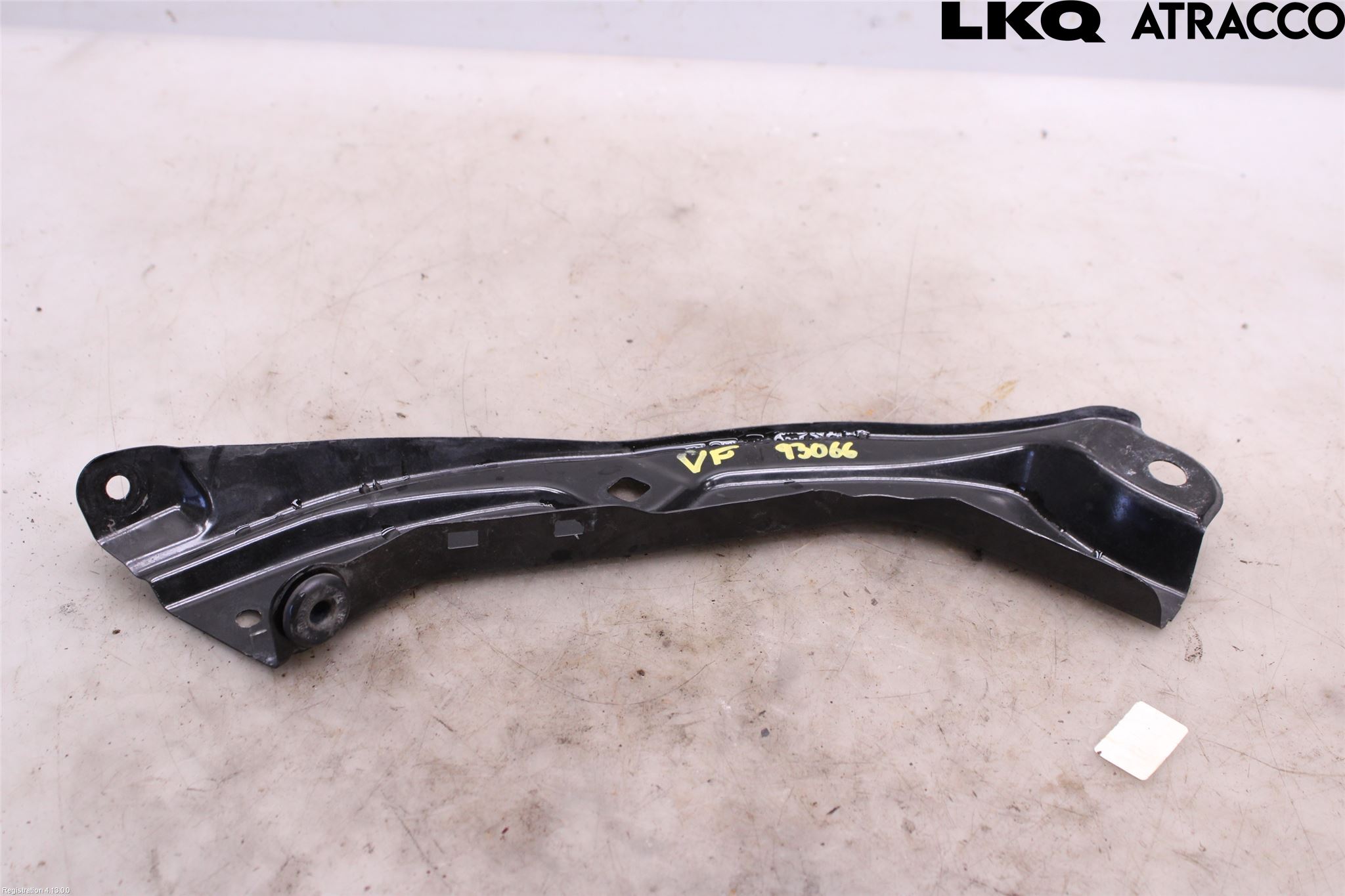 Skoda FABIA 15-21 Frontlykt Holder-Feste