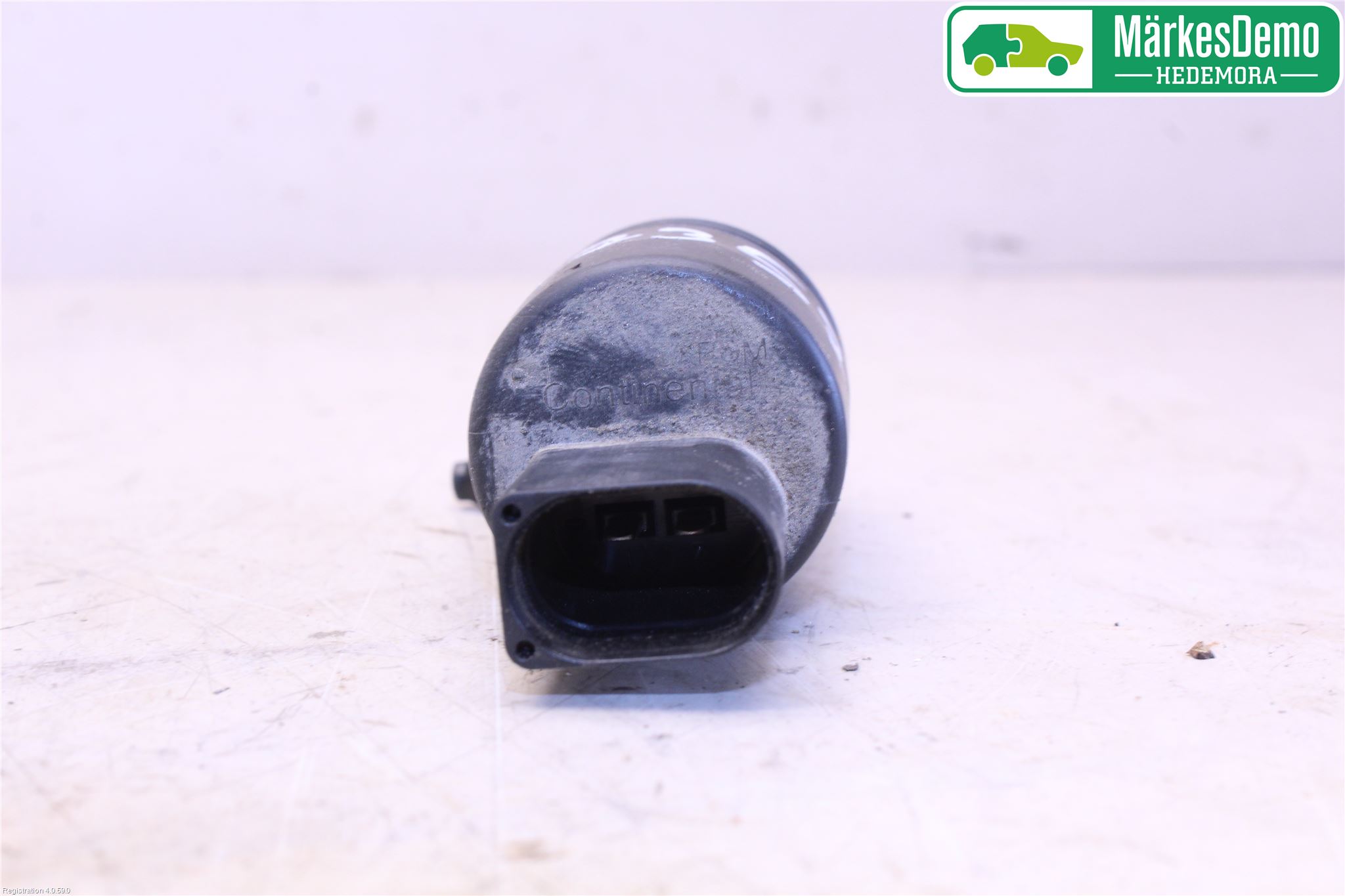 Volkswagen VW CADDY 11-15 Spylerpumpe Frontrute