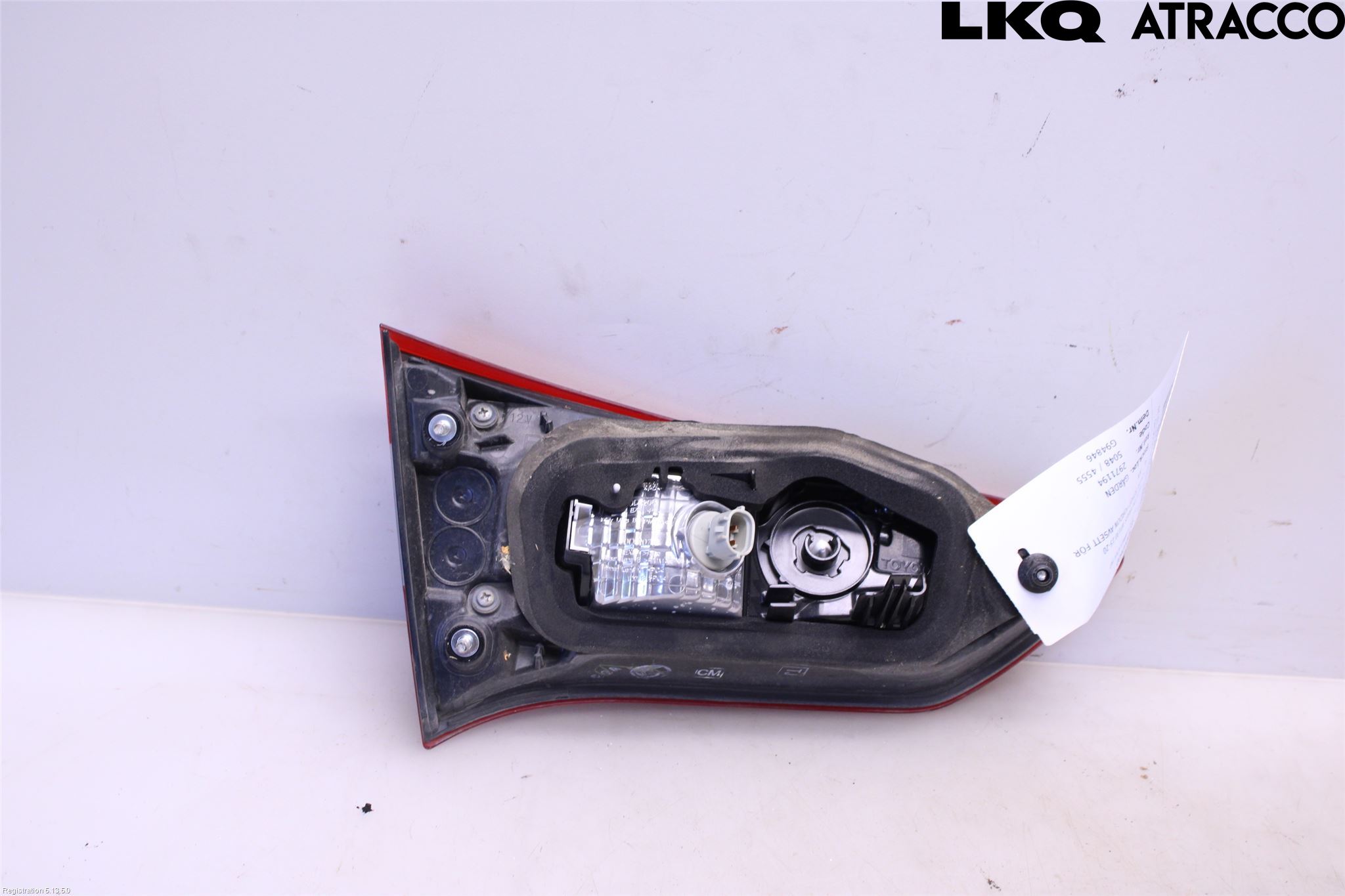 Toyota YARIS XP130 15-20 Baklykt Høyre  På Luke(Indre)