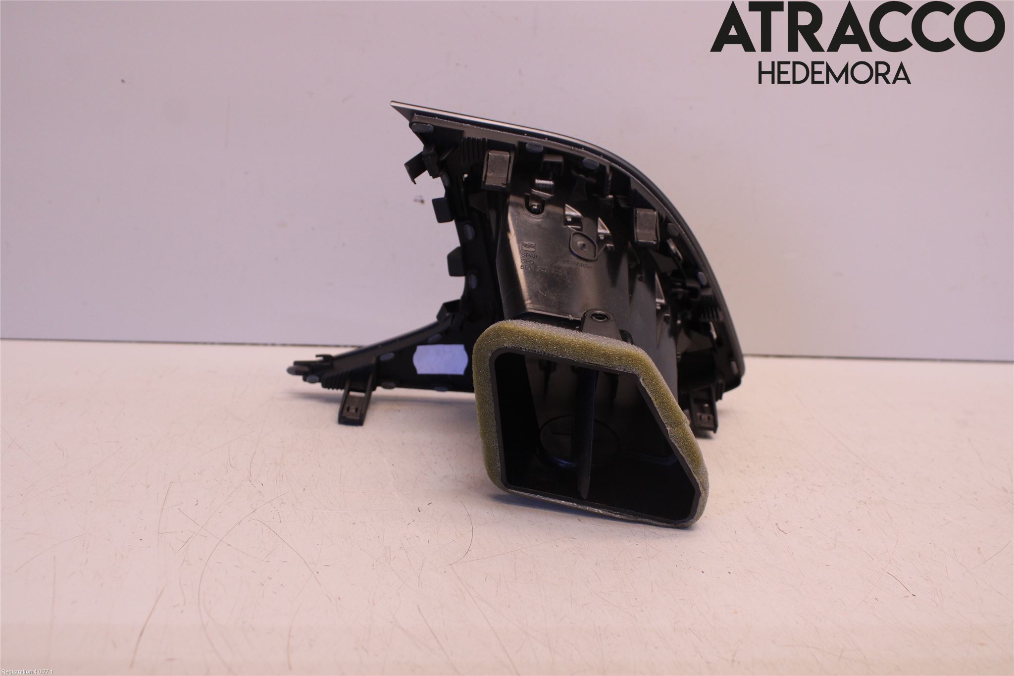 Seat LEON 13-20 Dashbord Kanal - Dyse