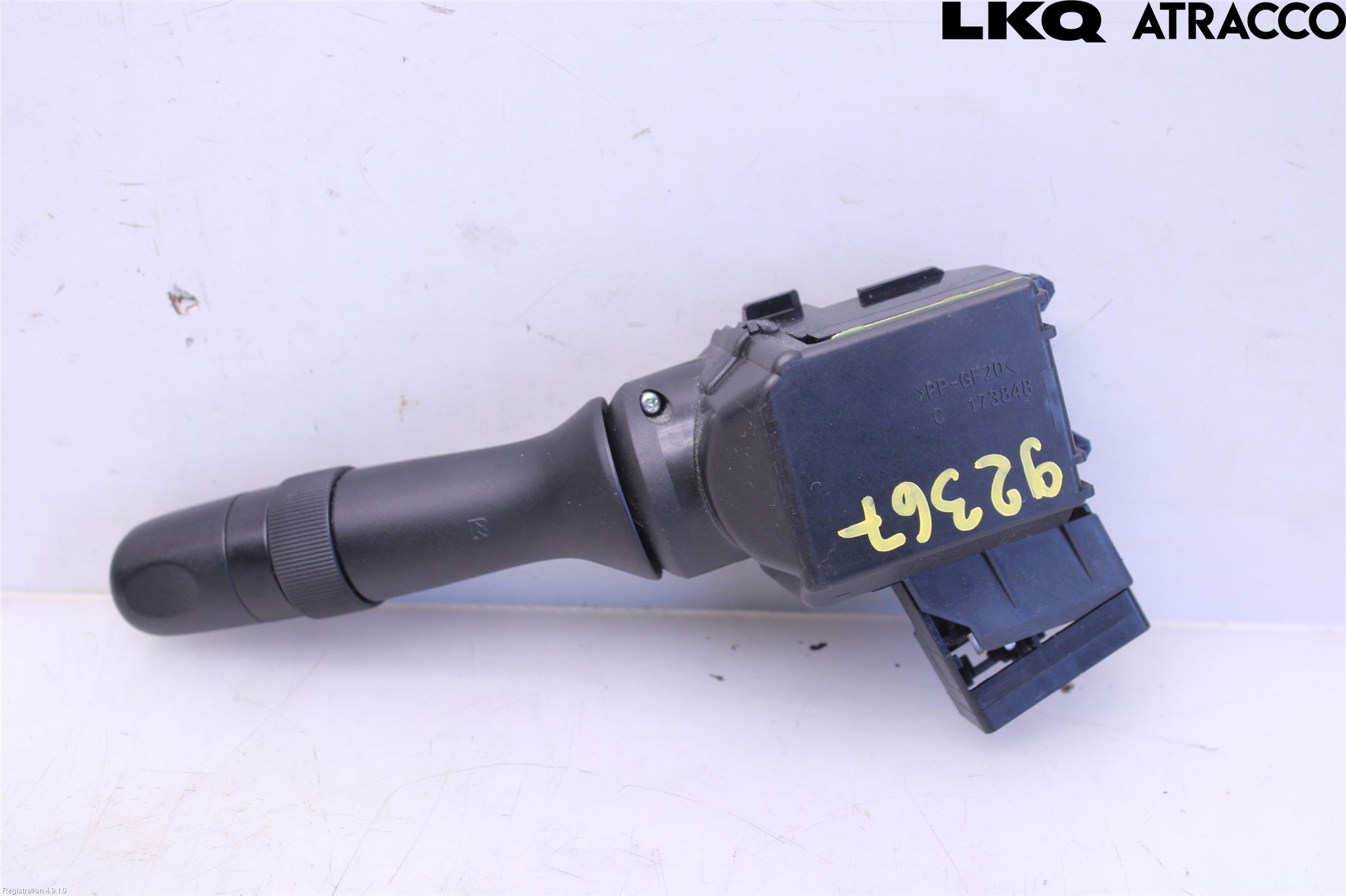 Subaru OUTBACK 15-20 Bryter Ratt Visker - Spyler