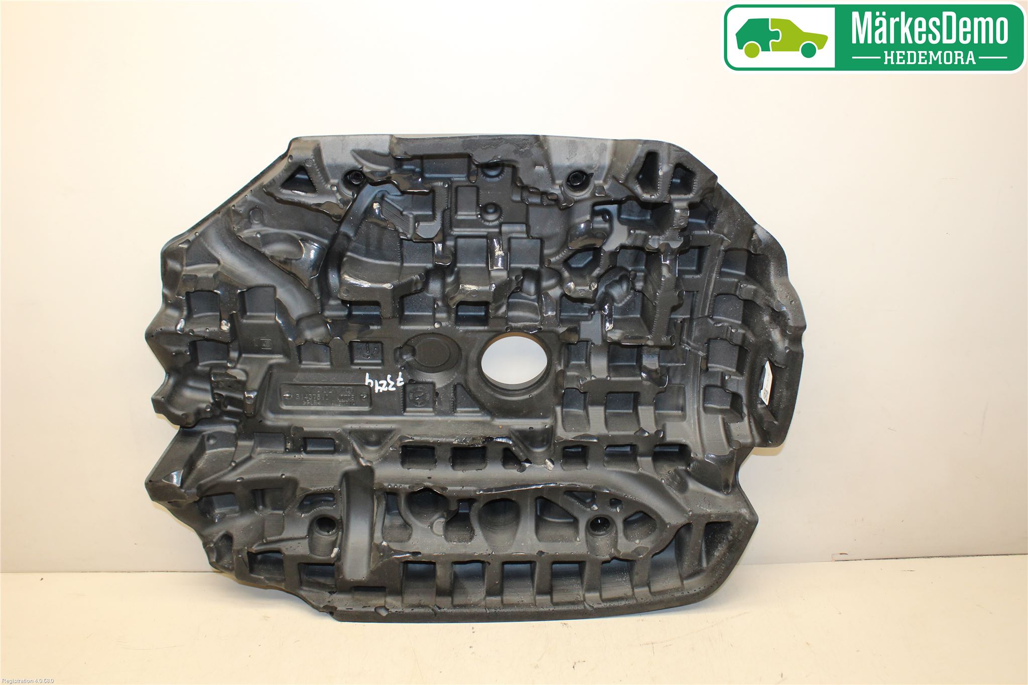 Volvo V40 12-19 Motor Deksel Over Motor