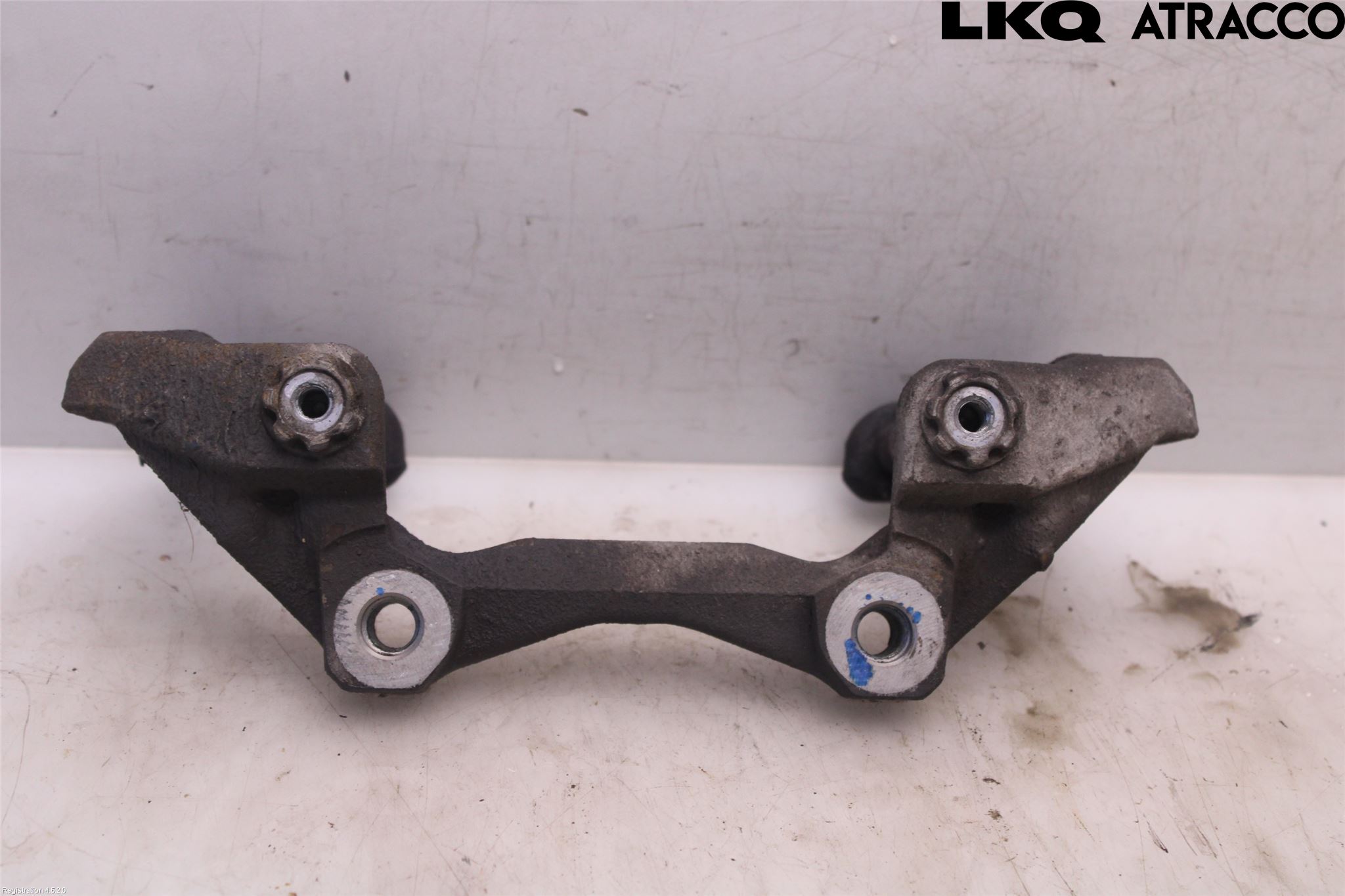 Mercedes-Benz MB E-KLASS (W212) 09-16 Bremsecaliper Feste Holder