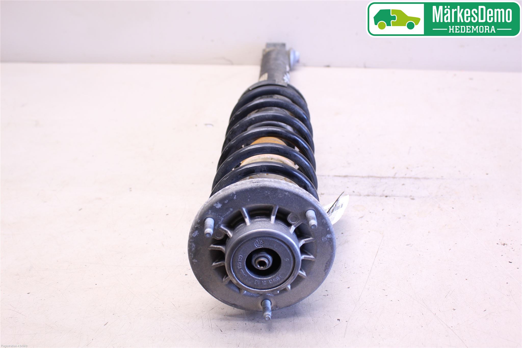 BMW 5 F10/F11/F18 09-17 Fjærbein Bak Venstre