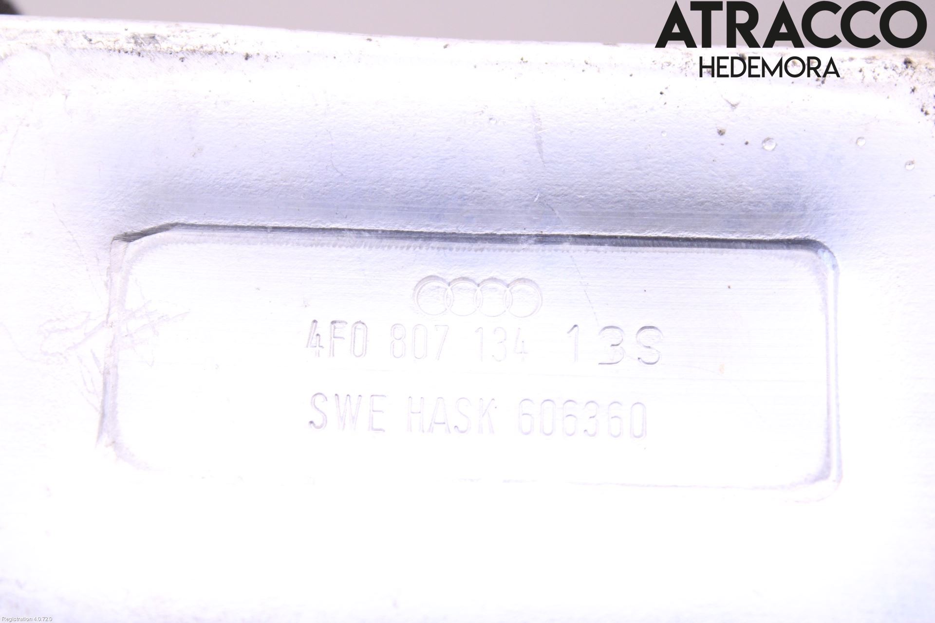 Audi ALLROAD 06-11 Støtfanger Foran Feste
