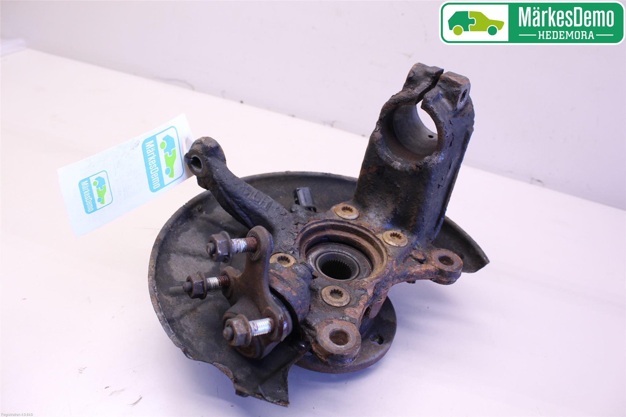 Seat LEON 06-12 Spindel Vf