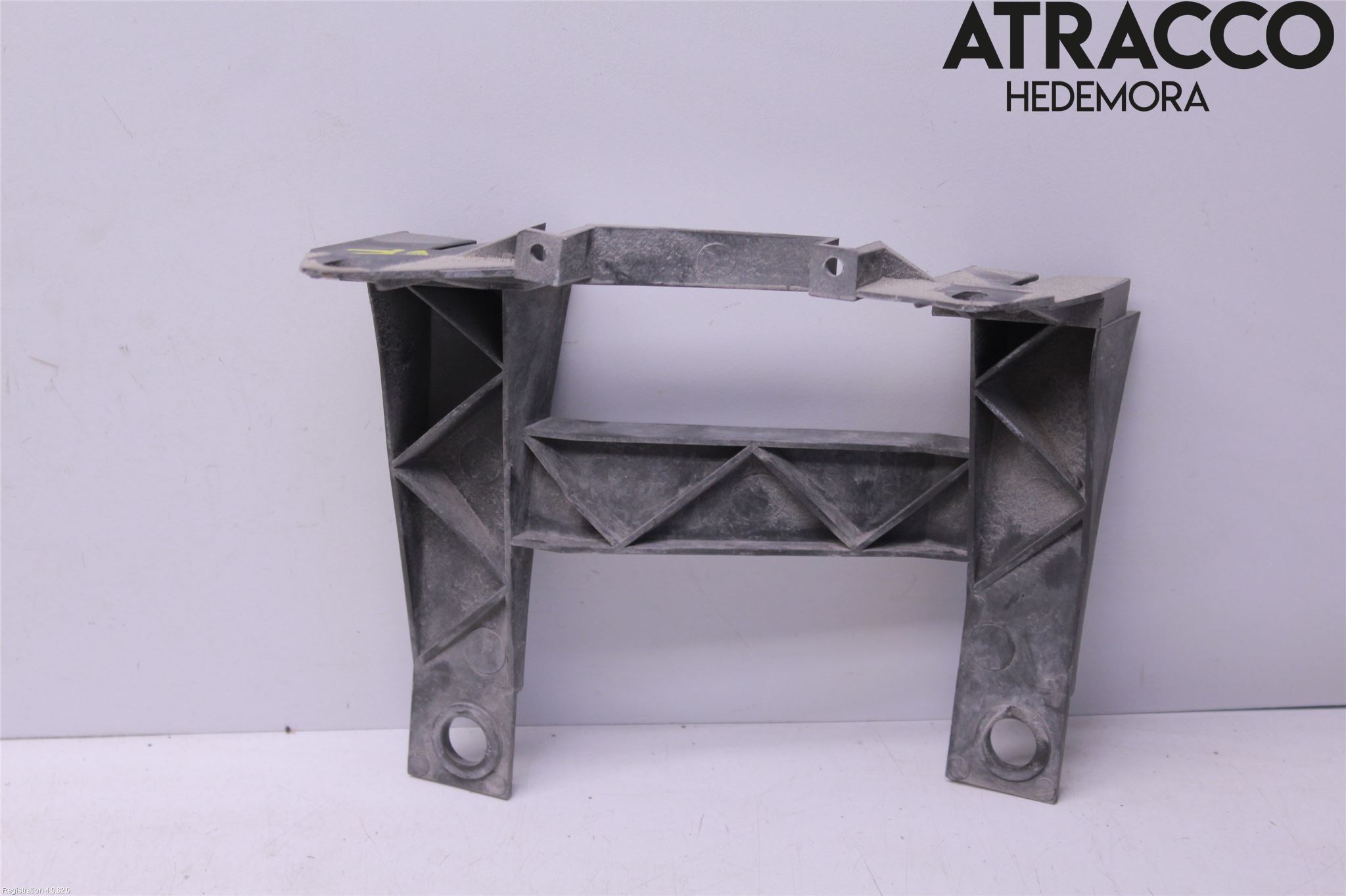 Volkswagen VW TRANSP/CARAVELLE (T5) 04-15 Frontlykt Holder-Feste