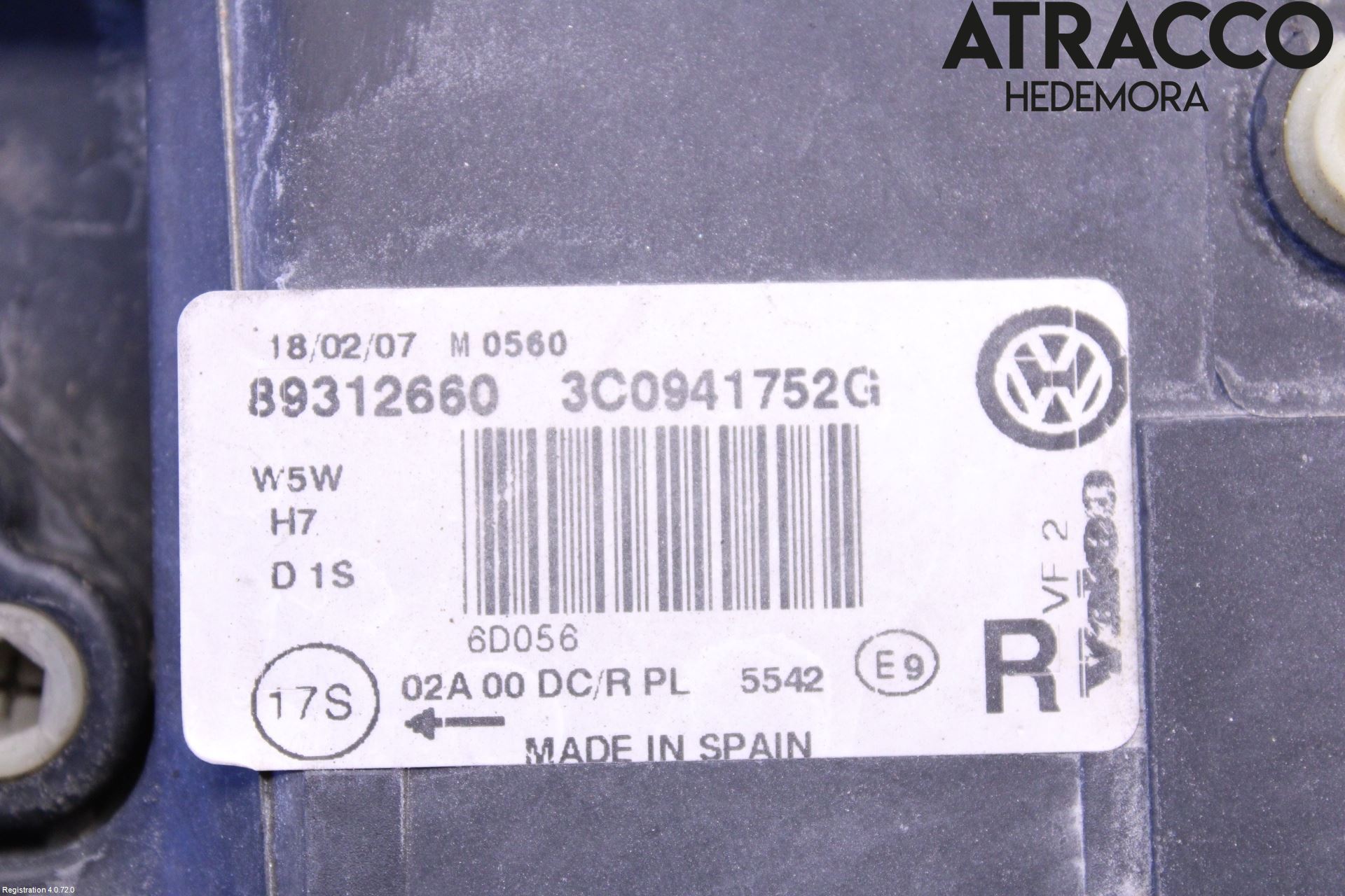 Volkswagen VW PASSAT 05-11 Frontlykt Høyre