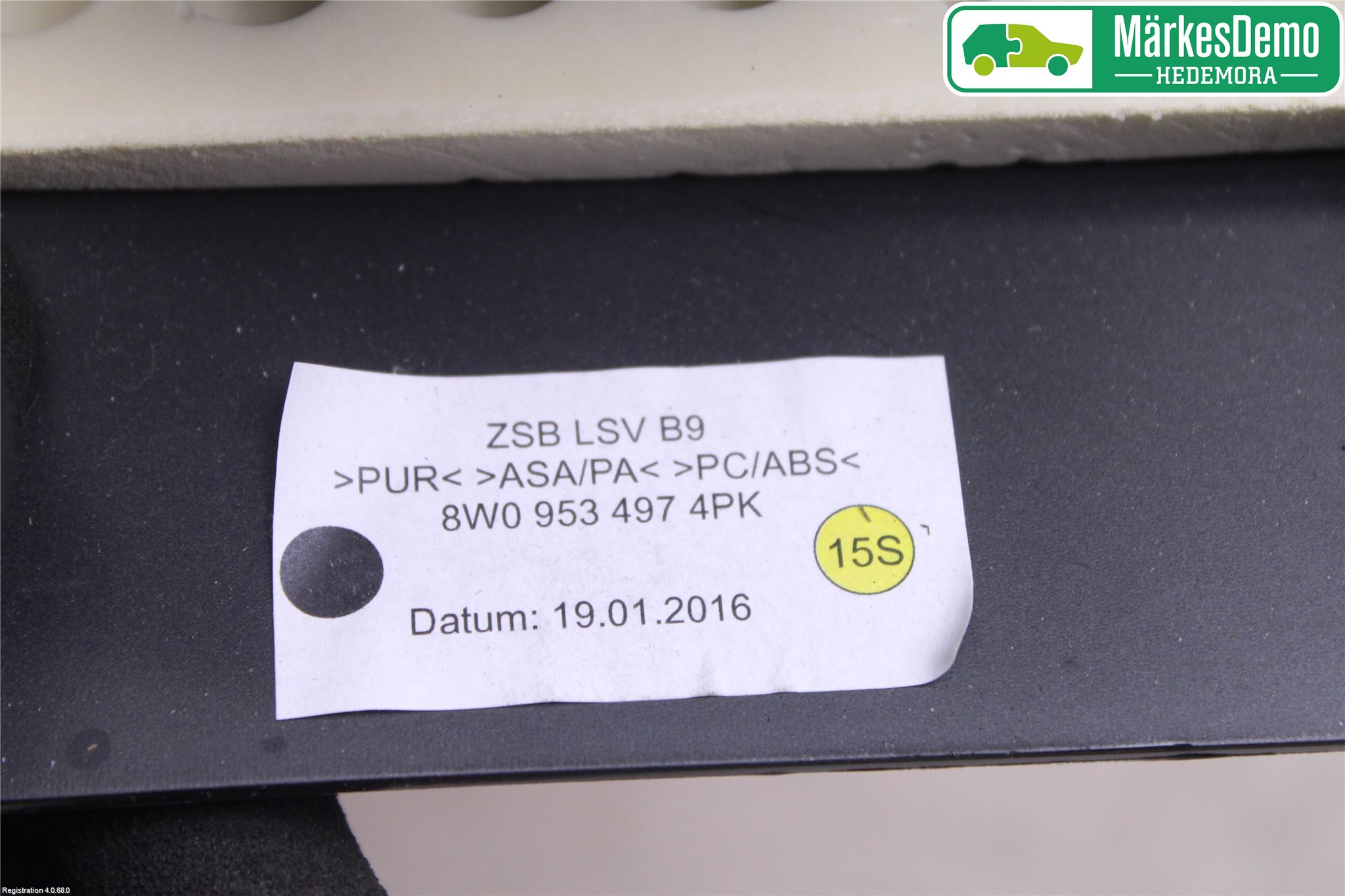 Audi A4/S4 B9 16-19 Rattdeksel - Deksler