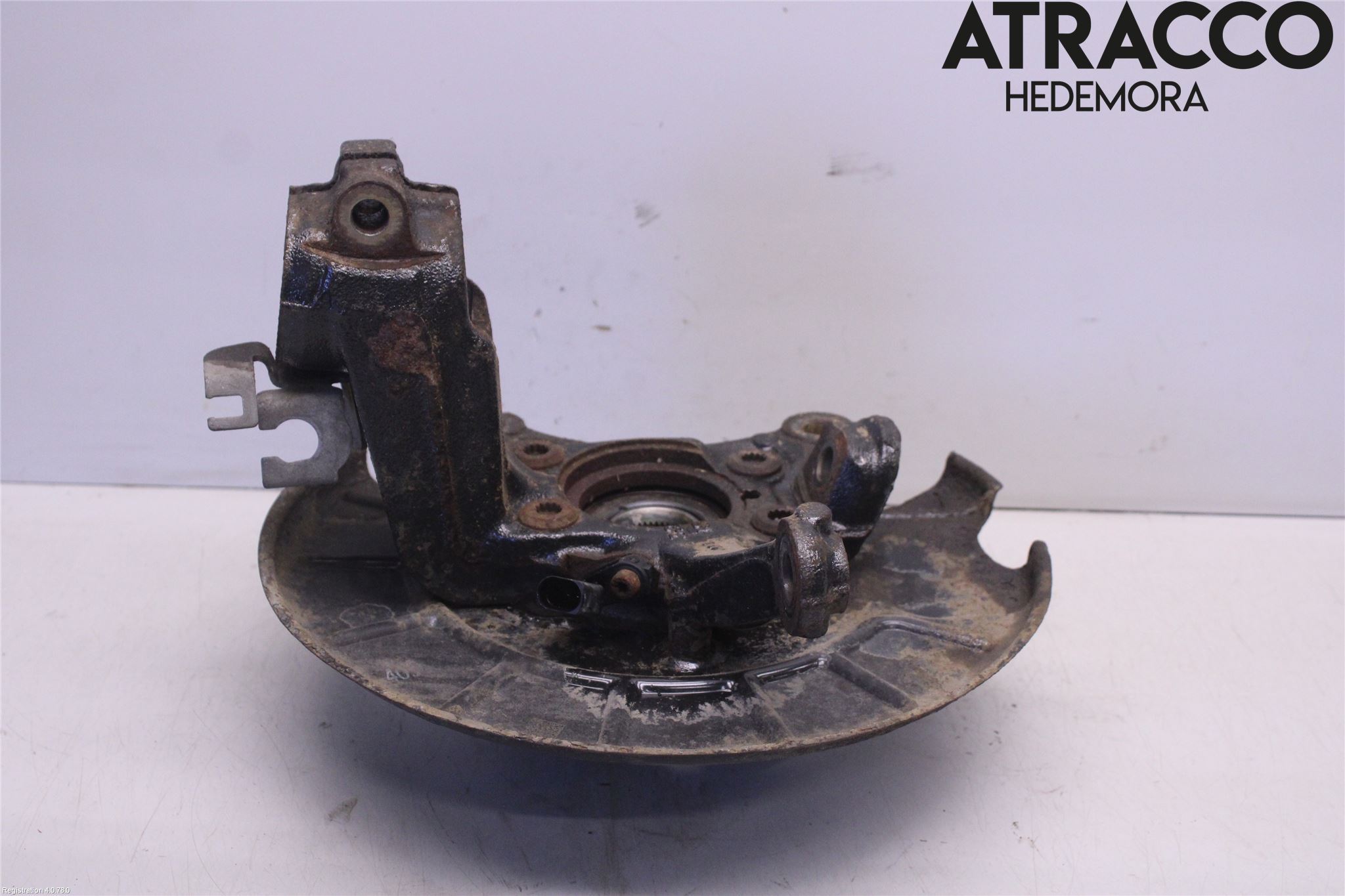 Audi Q3 8U 12-18 Spindel Vf