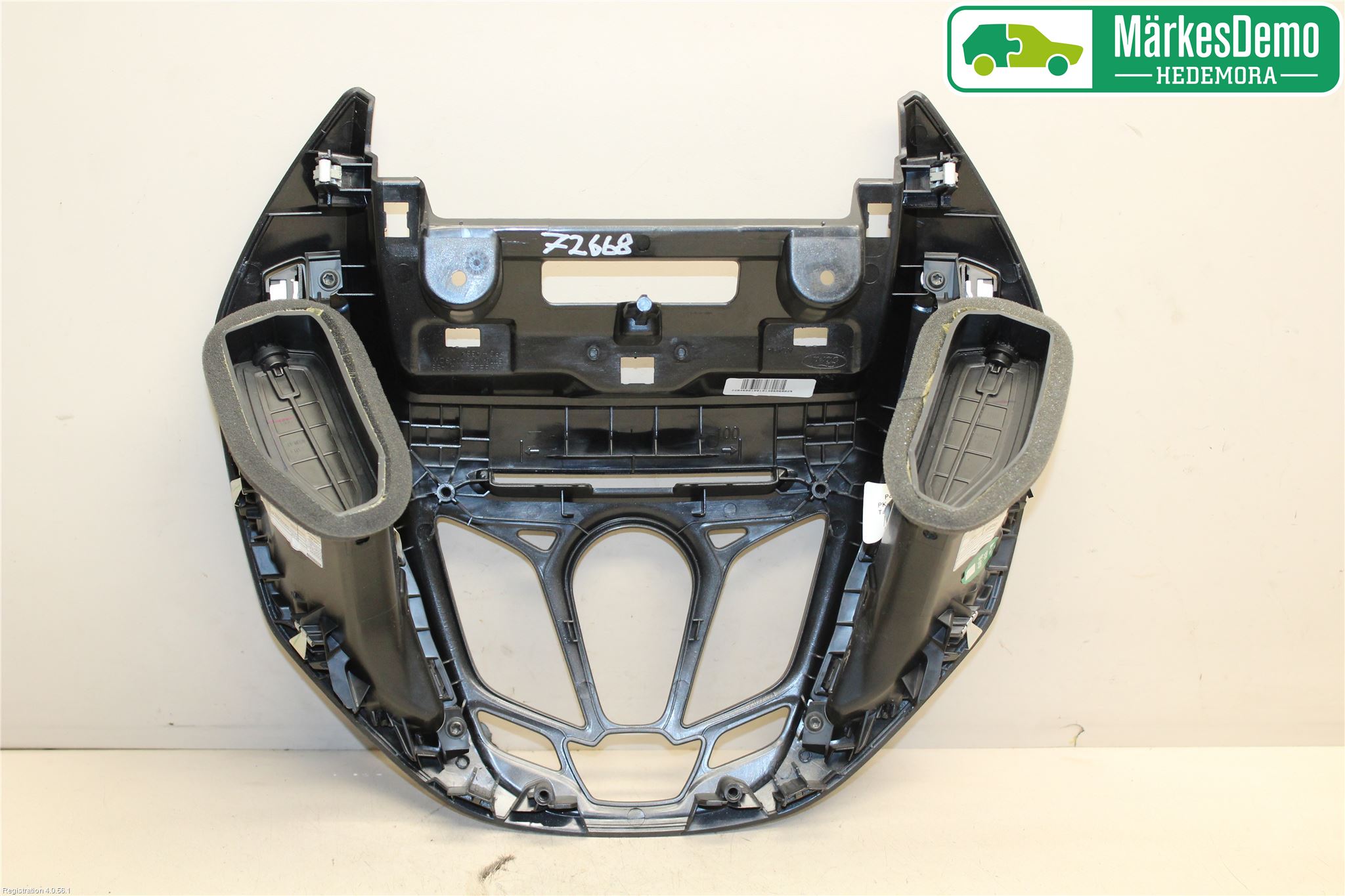 Ford TRANSIT/TOURNEO COURIER 13-23 Innr Radio Ramme