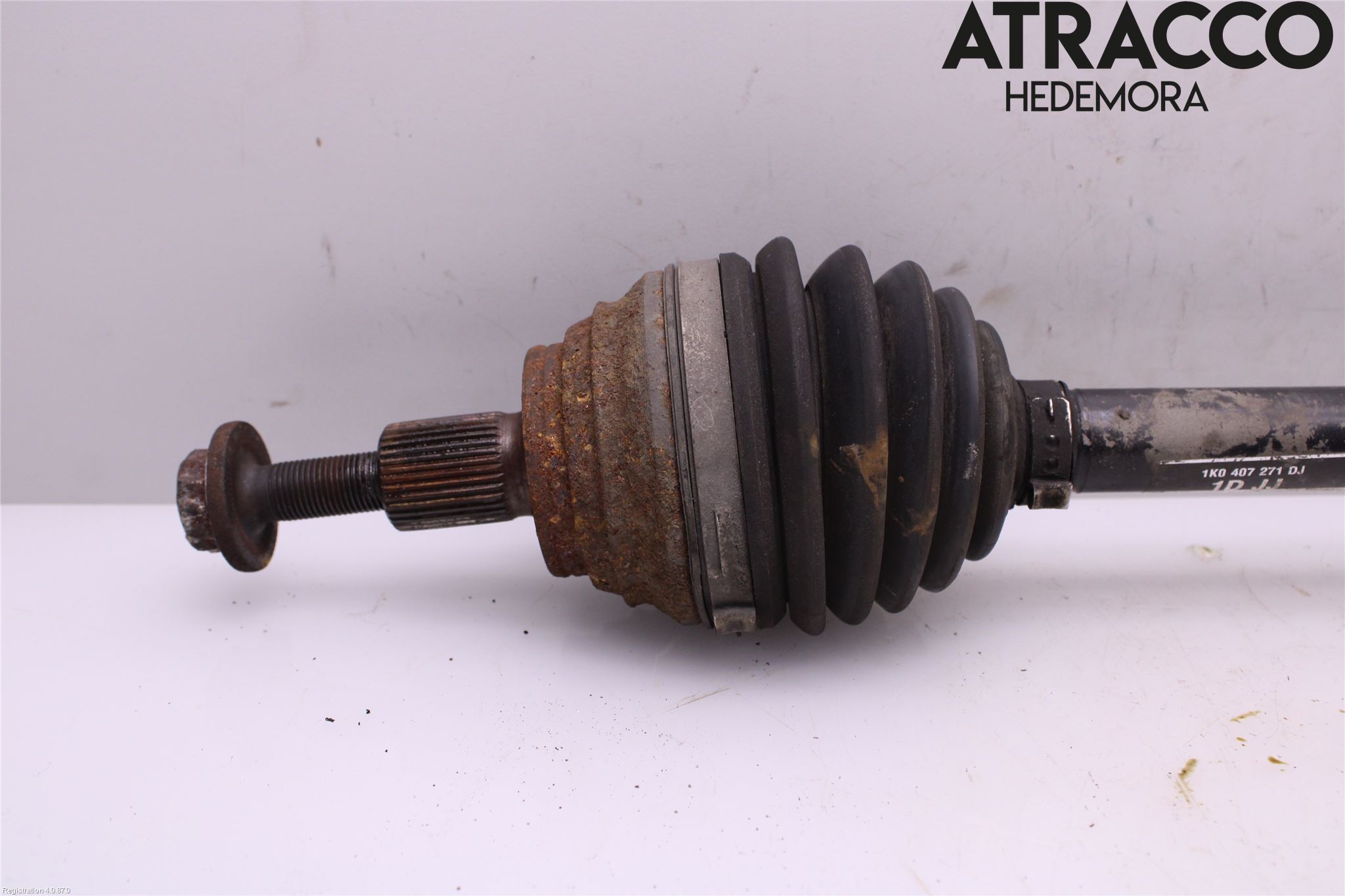 Volkswagen VW GOLF VI 09-13 Drivaksel Foran Kompl Venstre