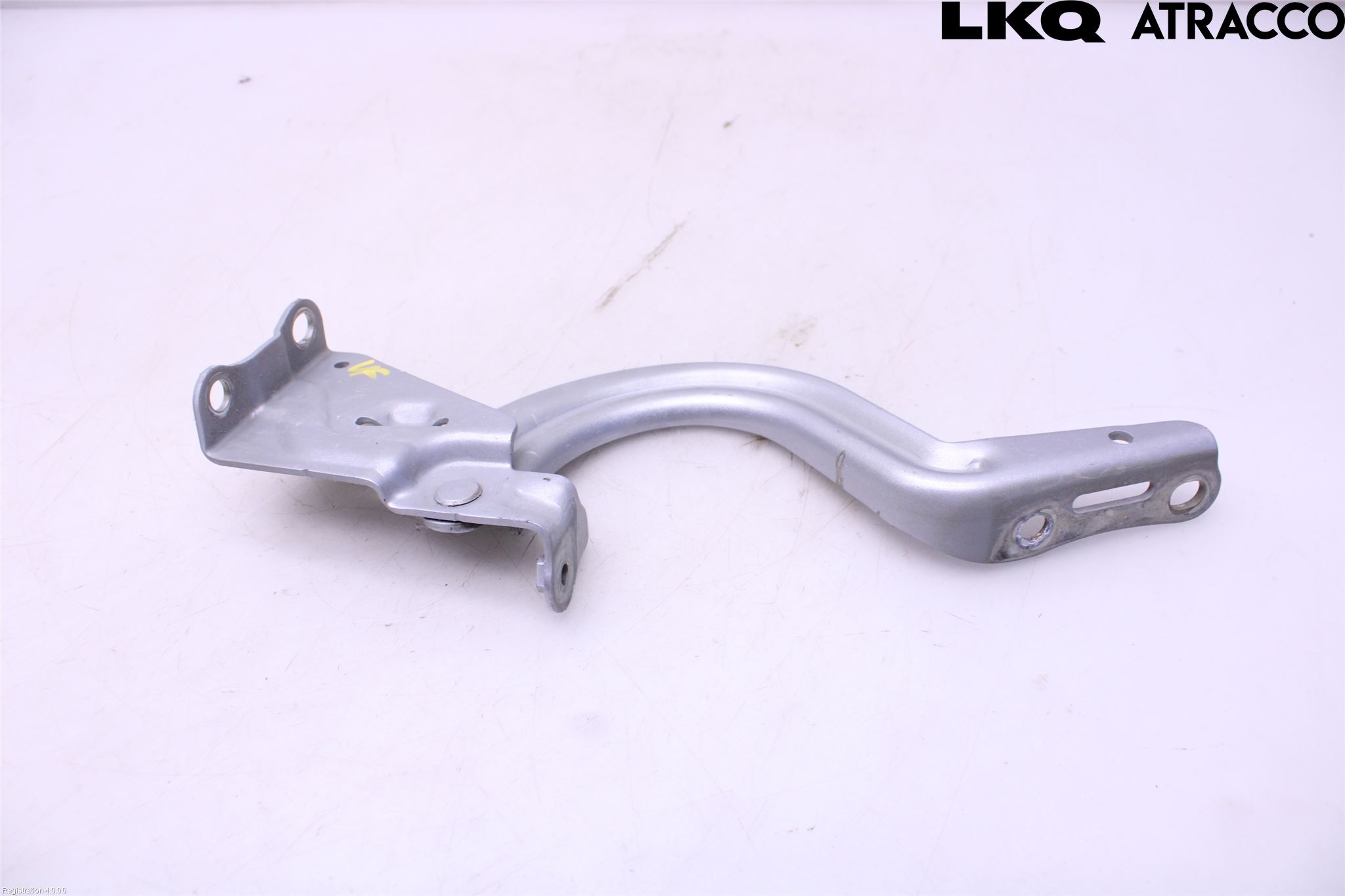 Toyota YARIS CROSS XP21 21- Panser Hengsel - Hengsler