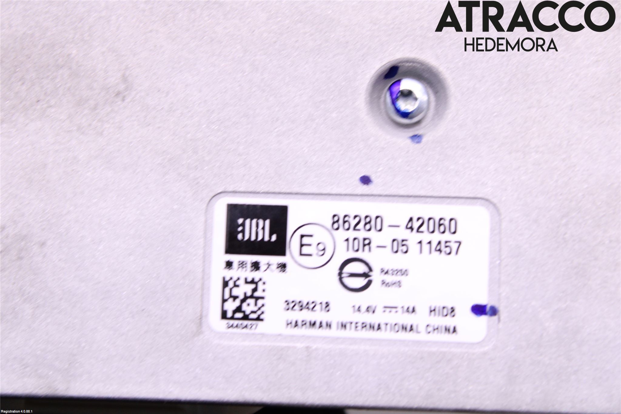 Toyota RAV4 19- Stereo Forsterker