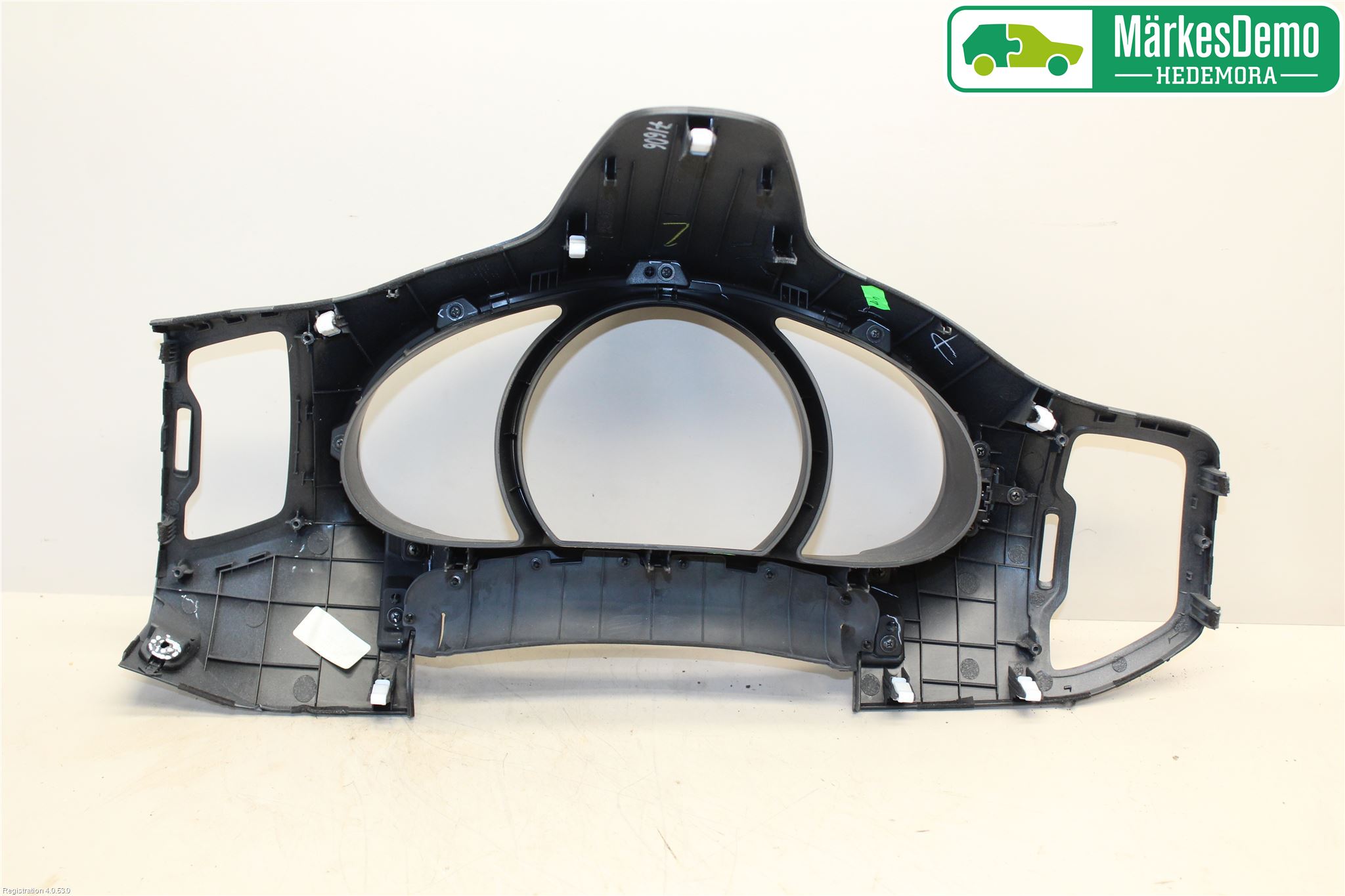 Kia SPORTAGE (SL) 11-15 Instrument Ramme