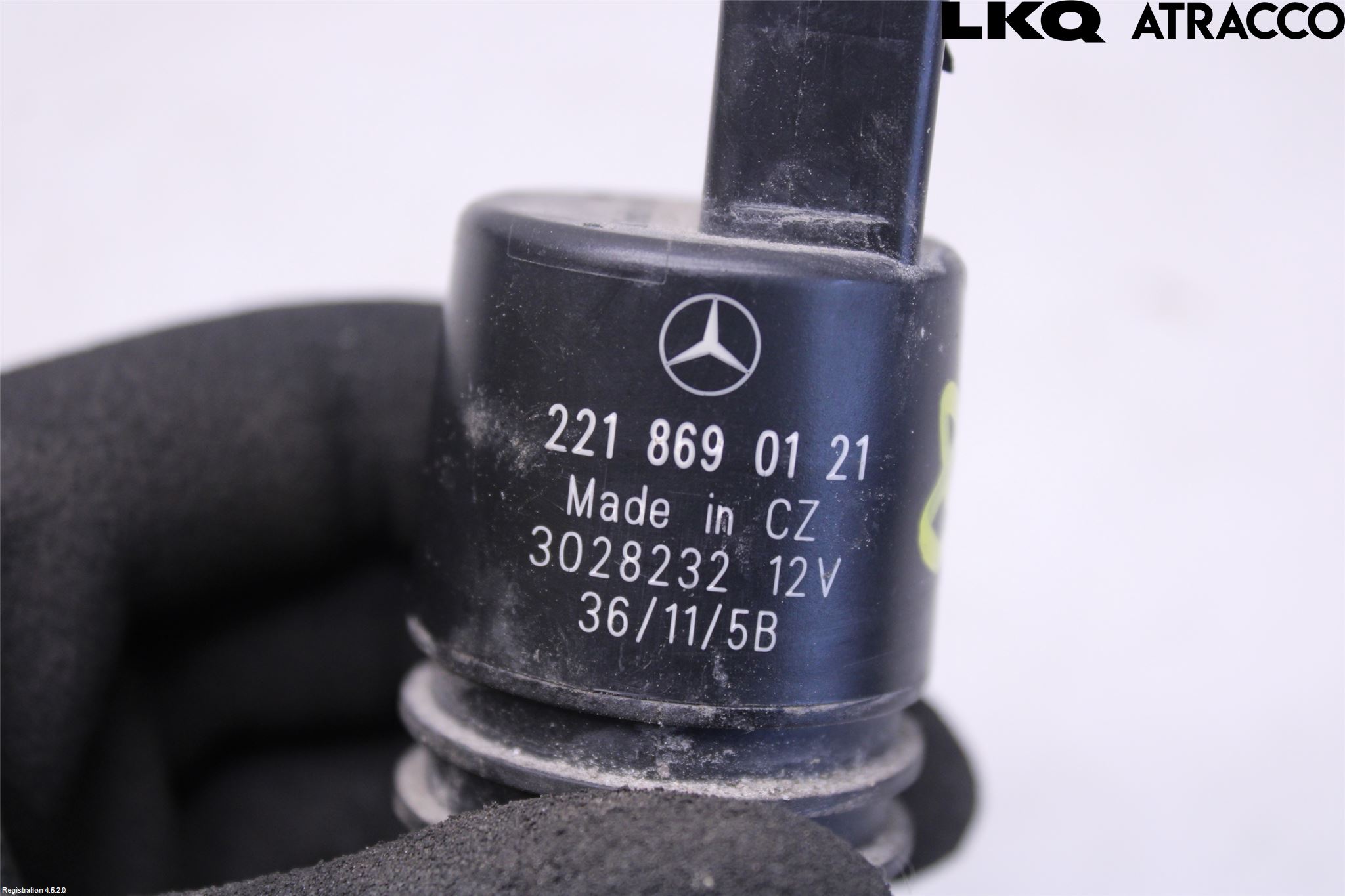 Mercedes-Benz MB E-KLASS (W212) 09-16 Spylerpumpe Frontrute