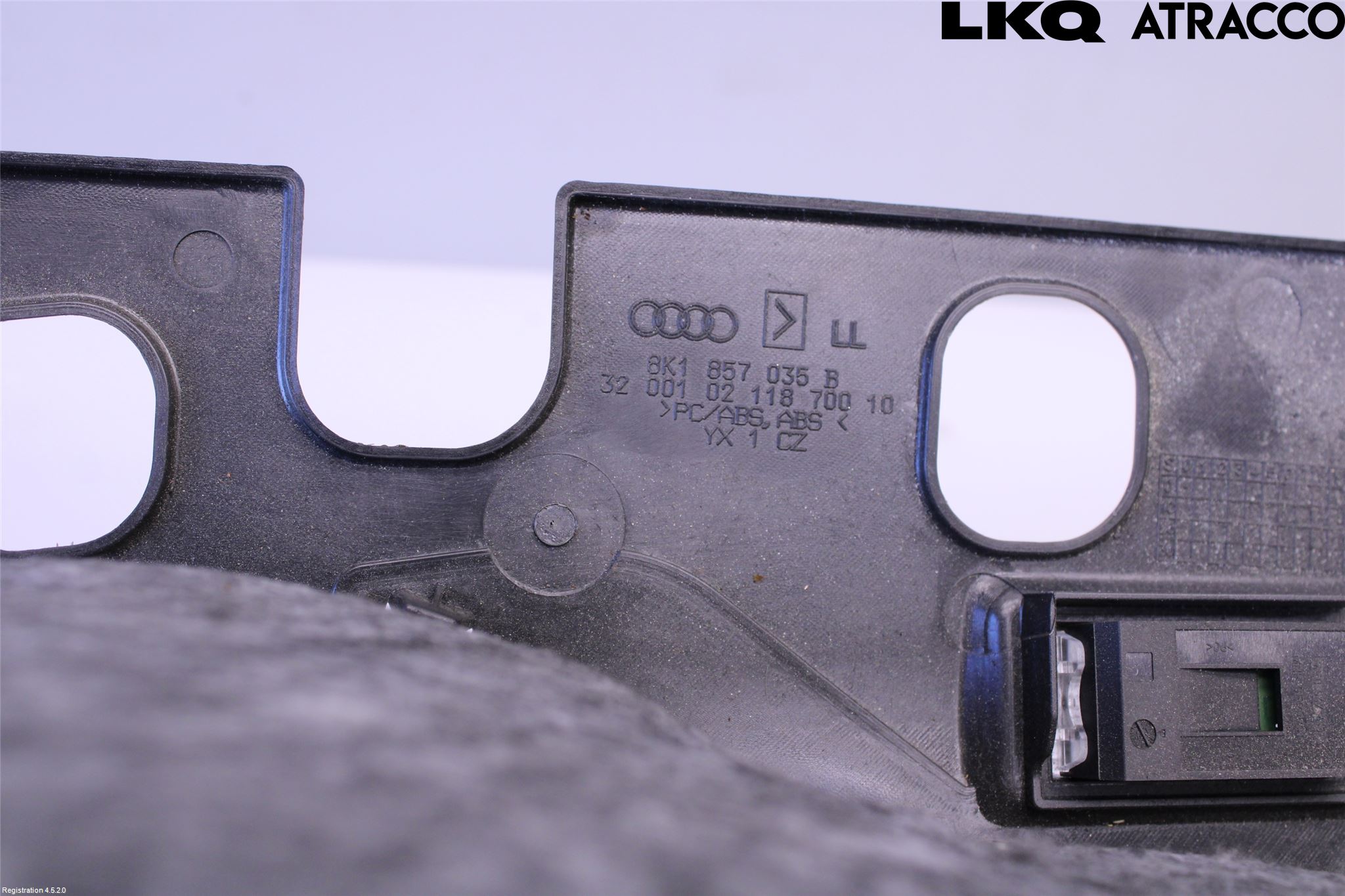 Audi A4/S4 08-11 Innr Hanskerom