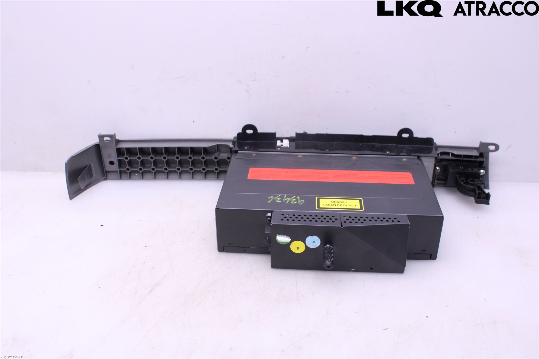 BMW 7 E65/66    00-08 Stereo Cd Veksler