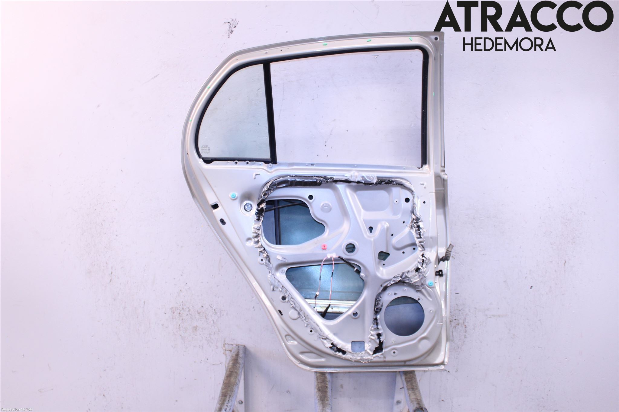 Toyota YARIS XP90 06-11 Dør 4D Bak Venstre