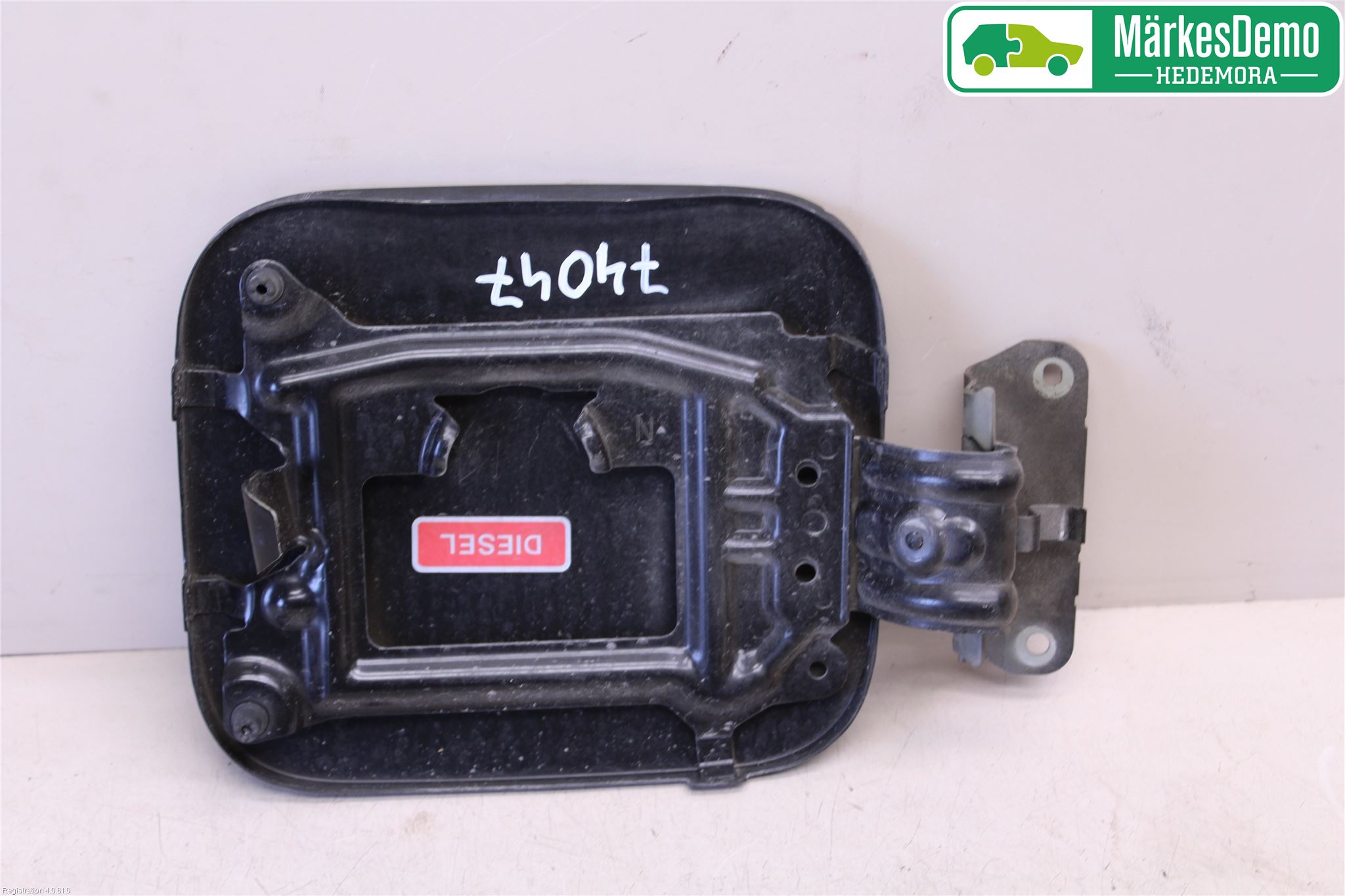 Nissan QASHQAI+2  10-14 Drivstoff Tankluke