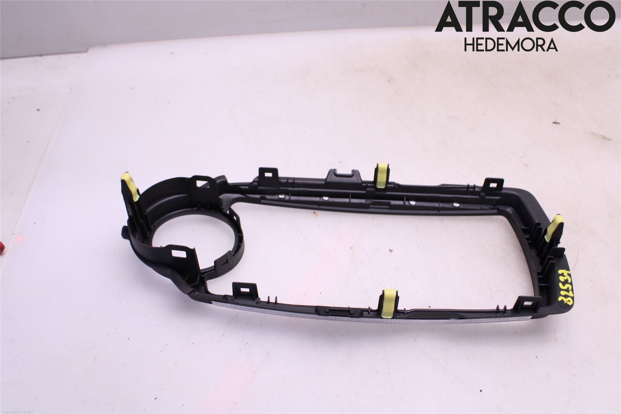 Toyota YARIS XP130 15-20 Innr Radio Ramme