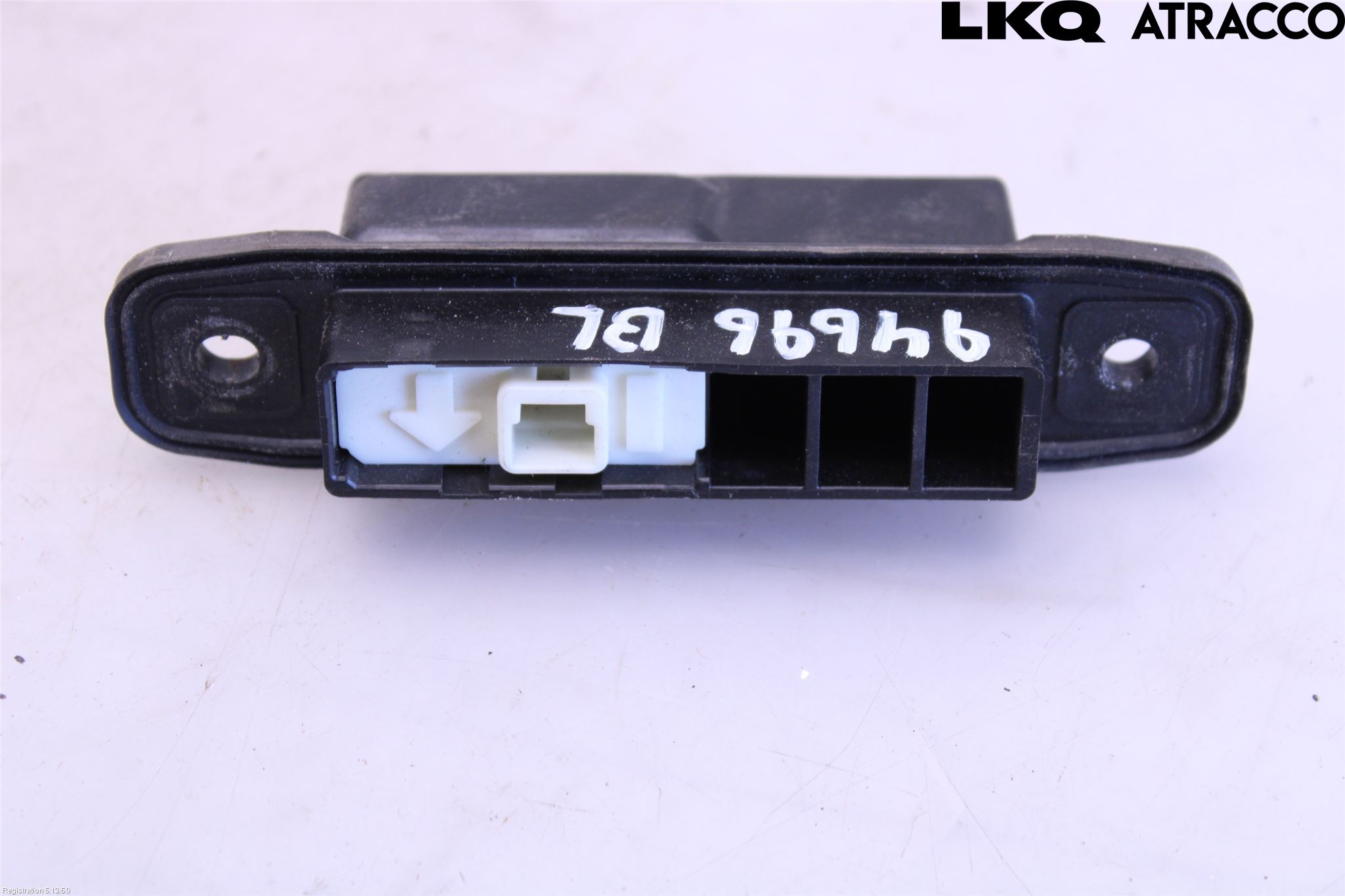 Toyota AURIS 07-09 Bakluke Handtak Ytre