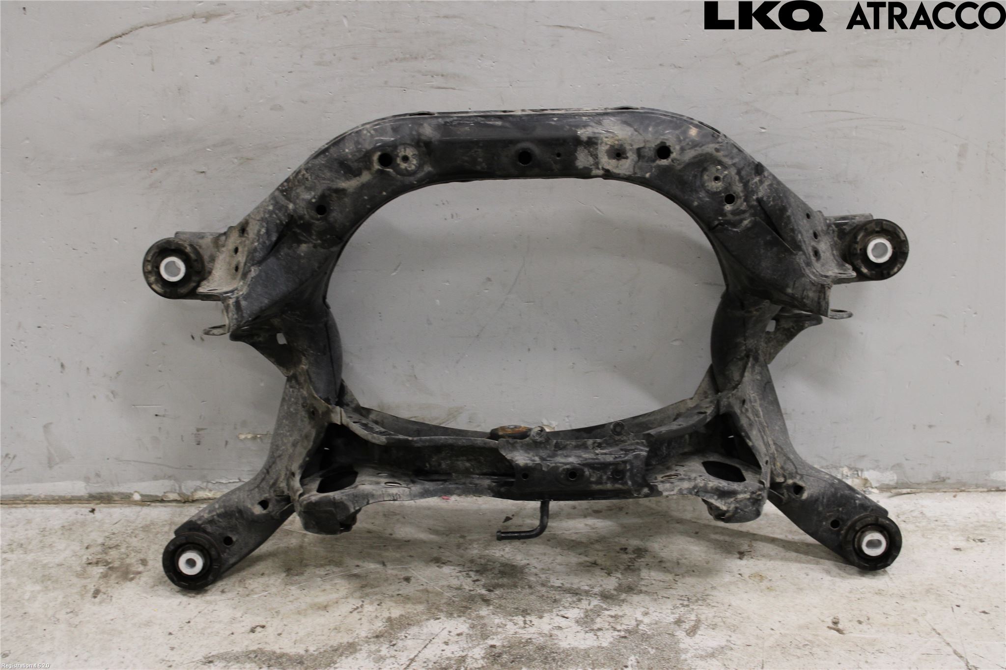 Toyota RAV4 19- Bakaksel Feste Travers-Ramme