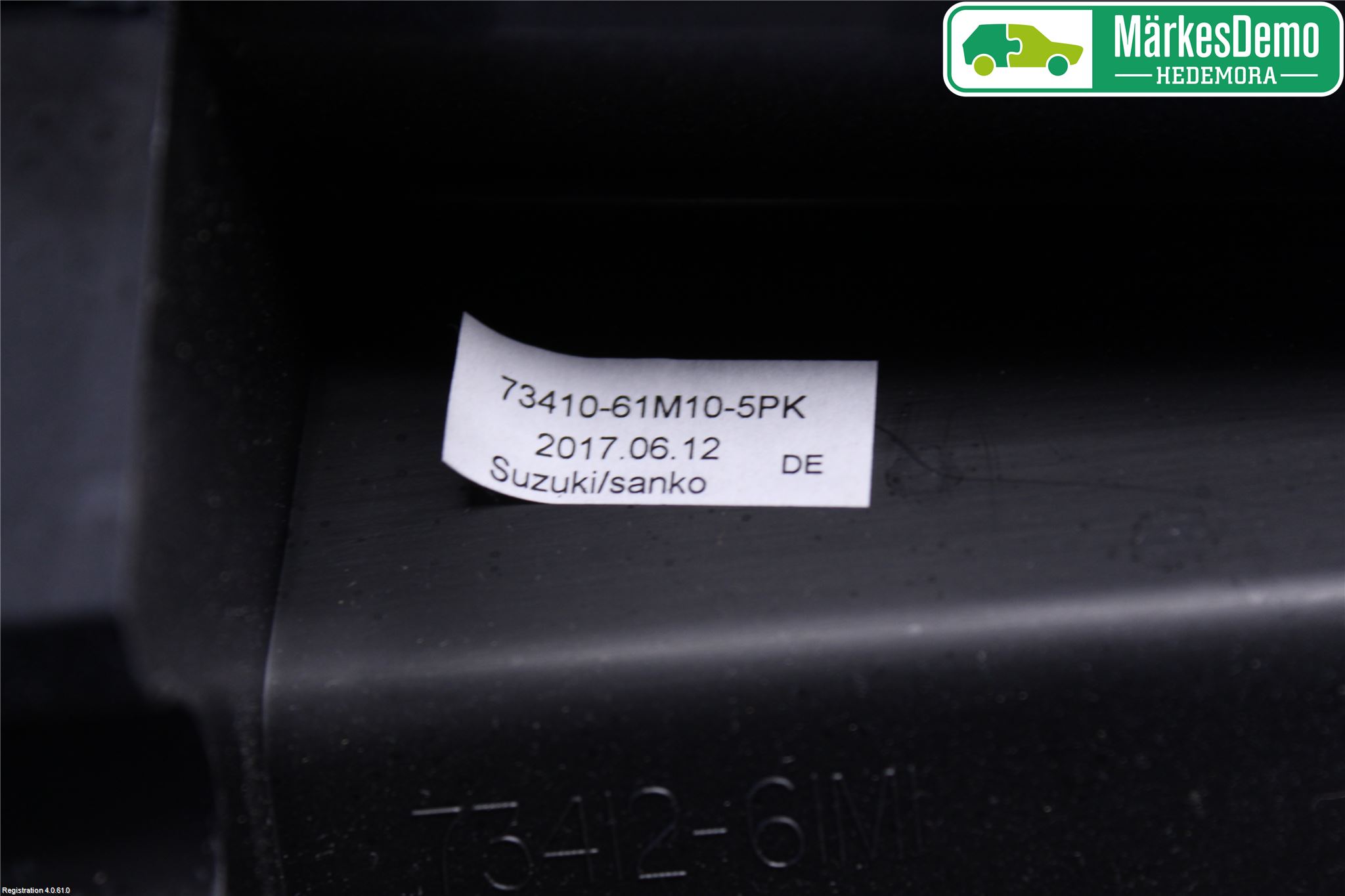 Suzuki SX4 S-CROSS 14-21 Innr Hanskerom Lokk
