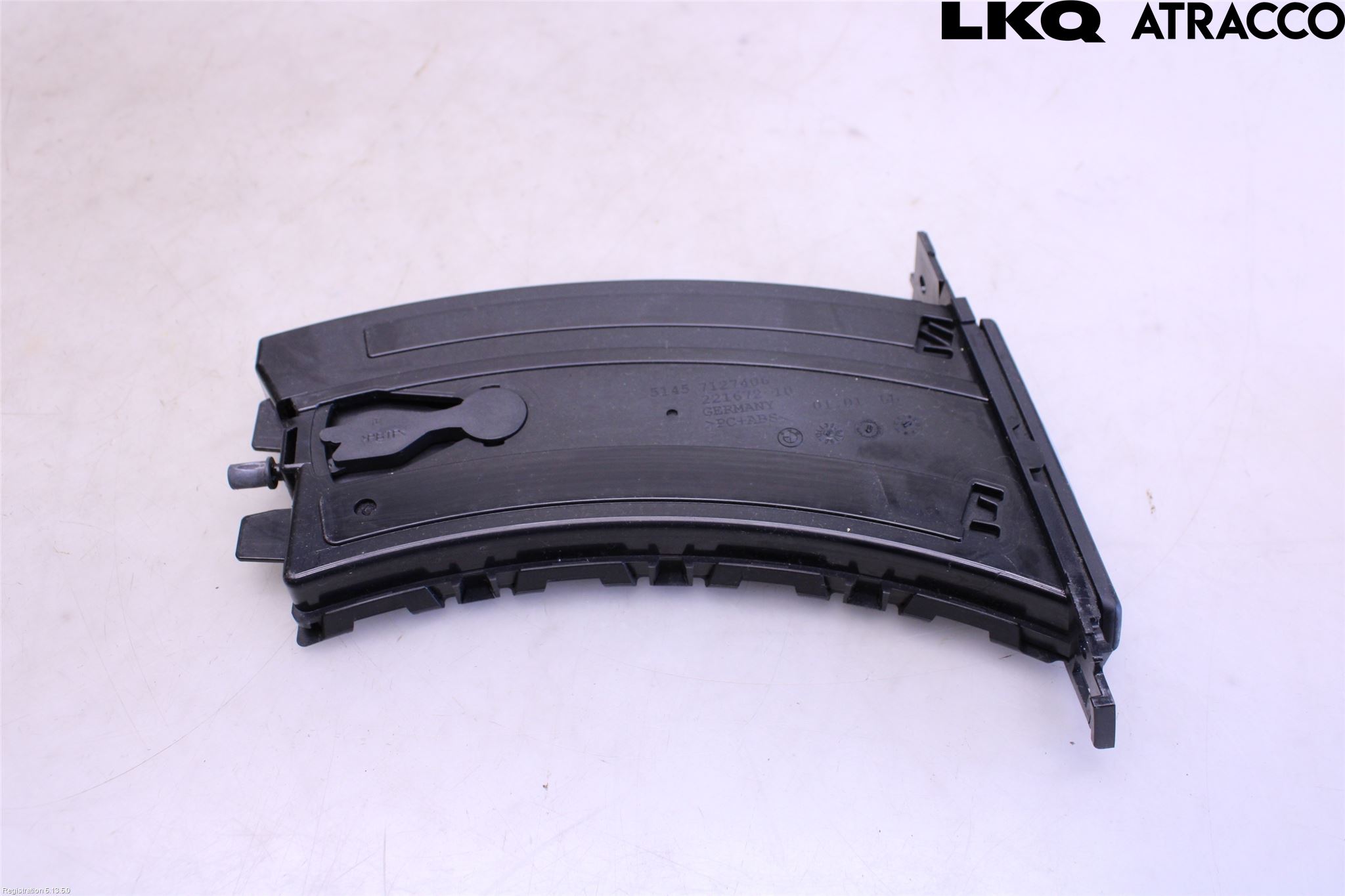 BMW 3 E90/91 SED/TOU 05-12 Innr Koppholder