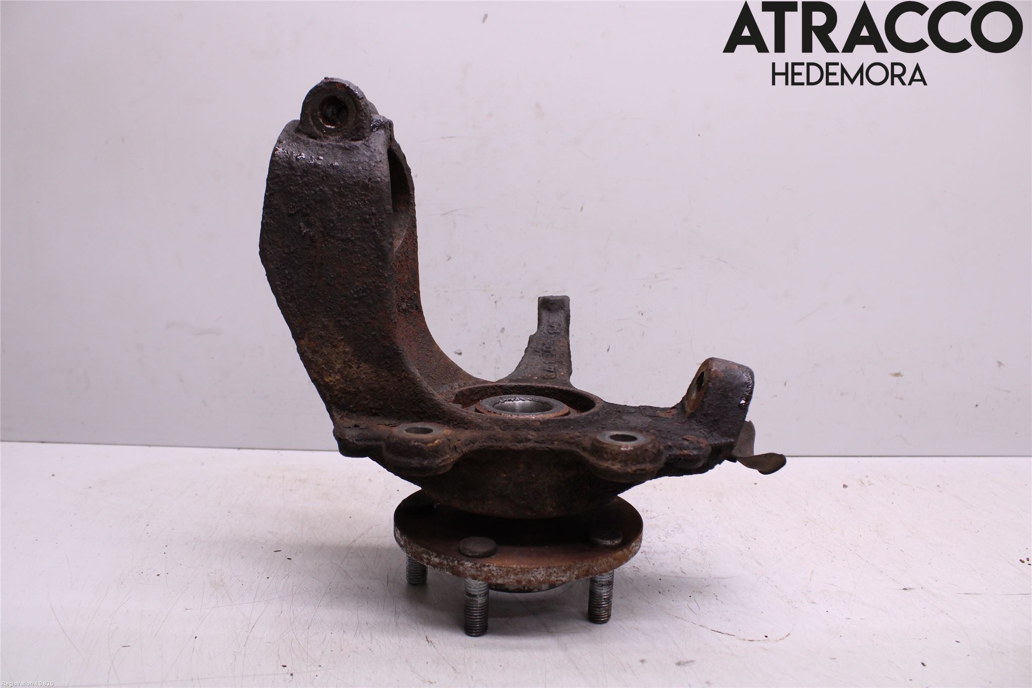 Ford FOCUS     04-07 Spindel Hf