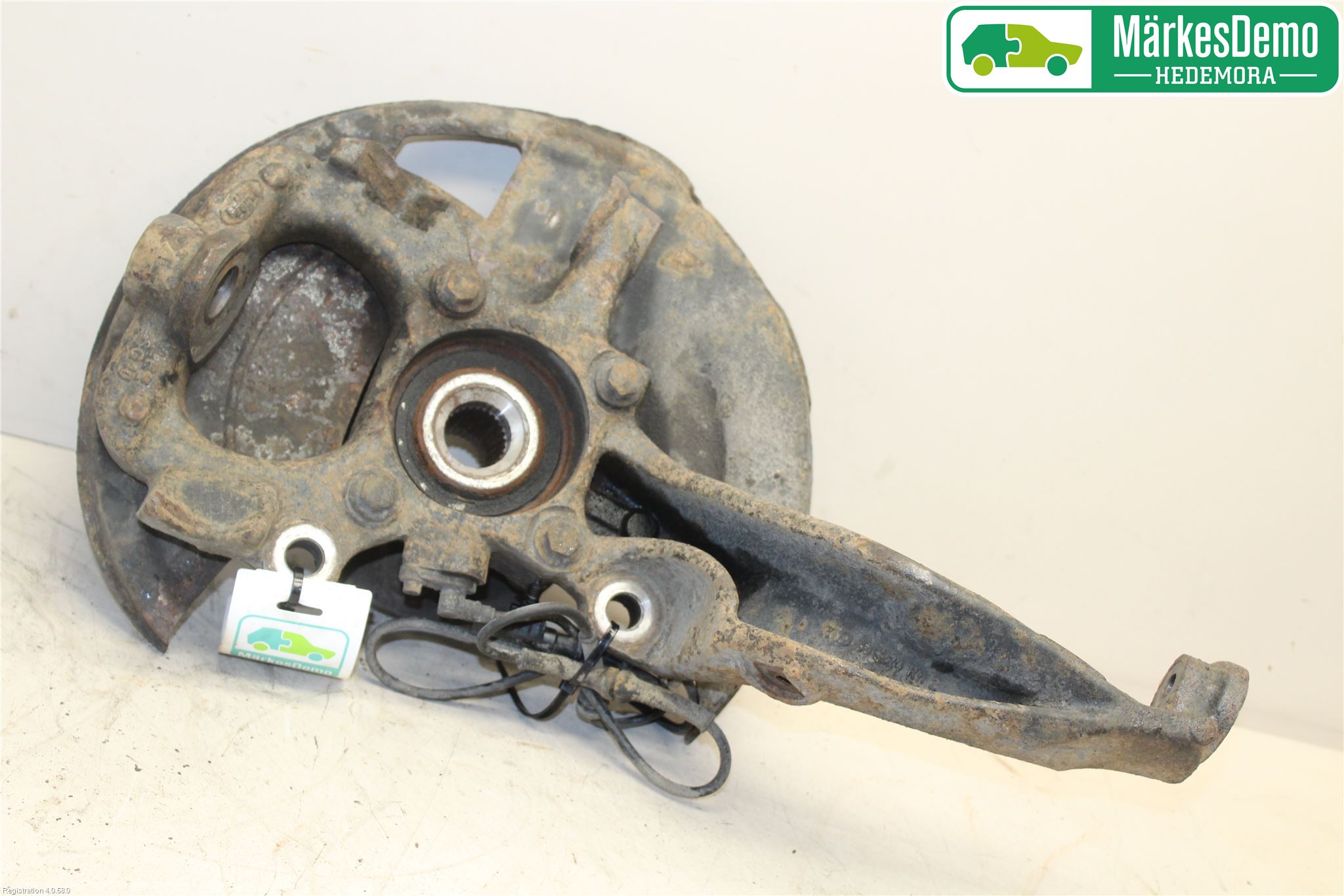 Landrover LAND ROVER DISCOVERY 3 05-09 Spindel Hf