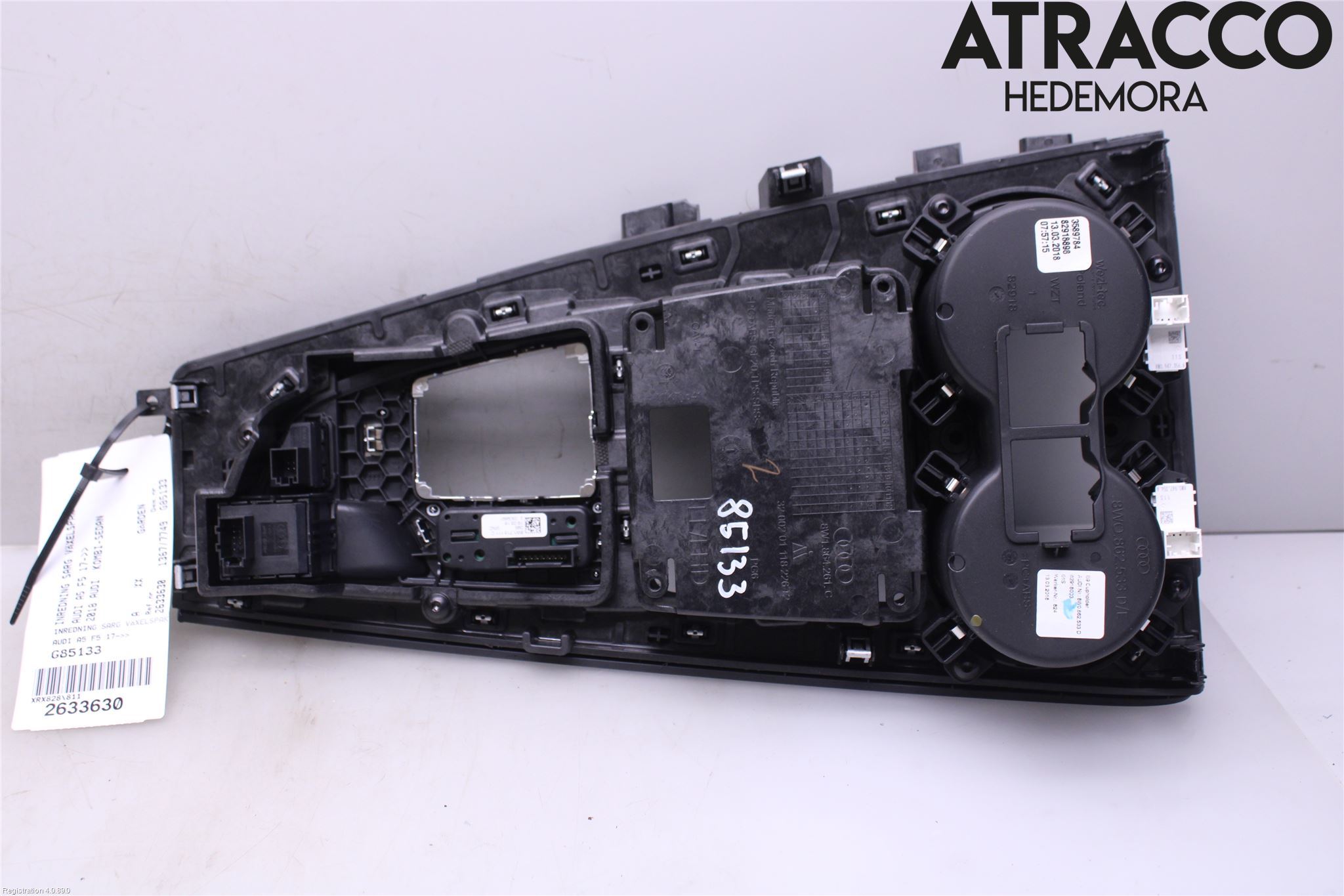 Audi A5 17- Instrumentkonsoll Midt